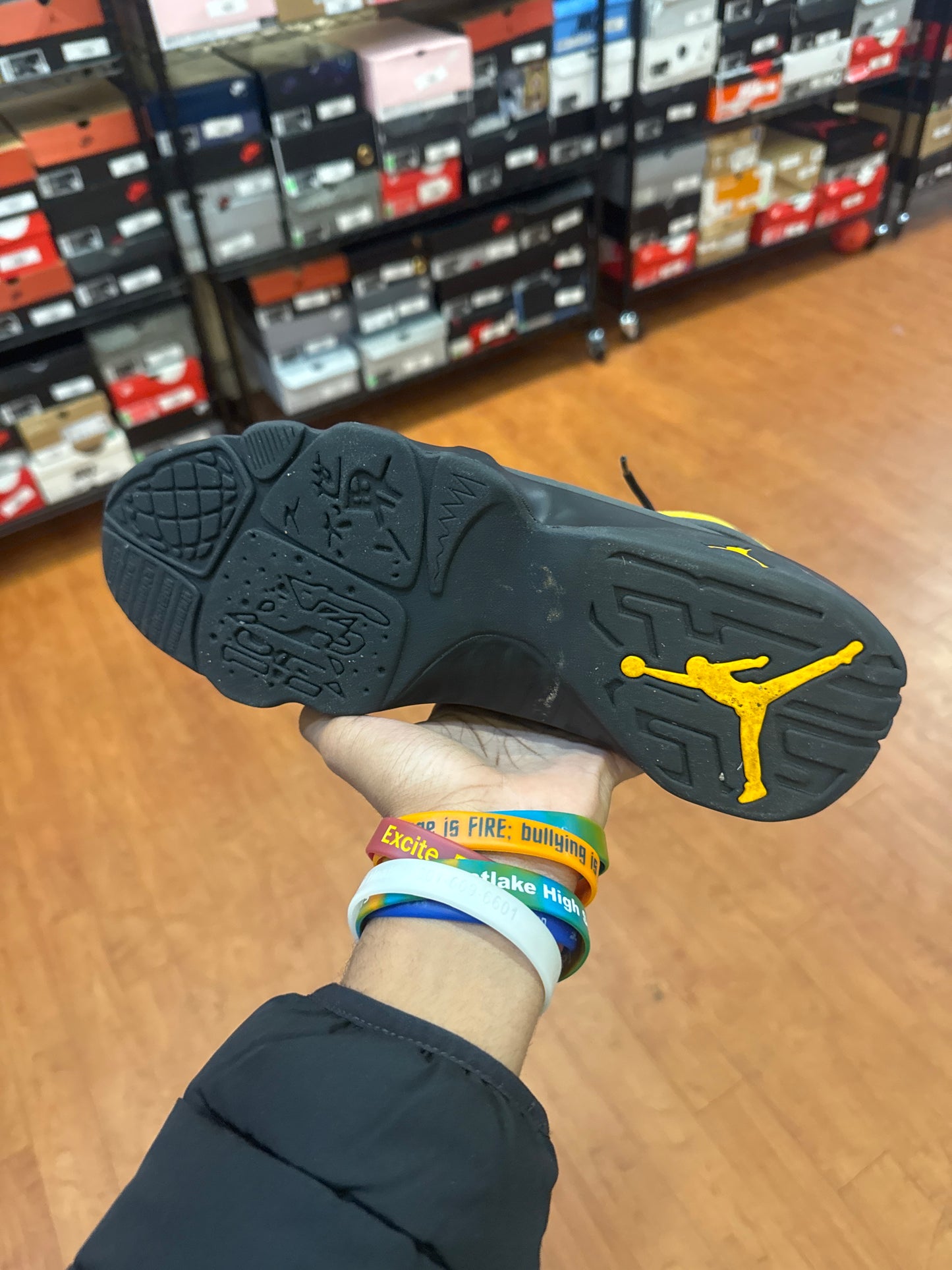 Jordan 9 University Gold (Used)