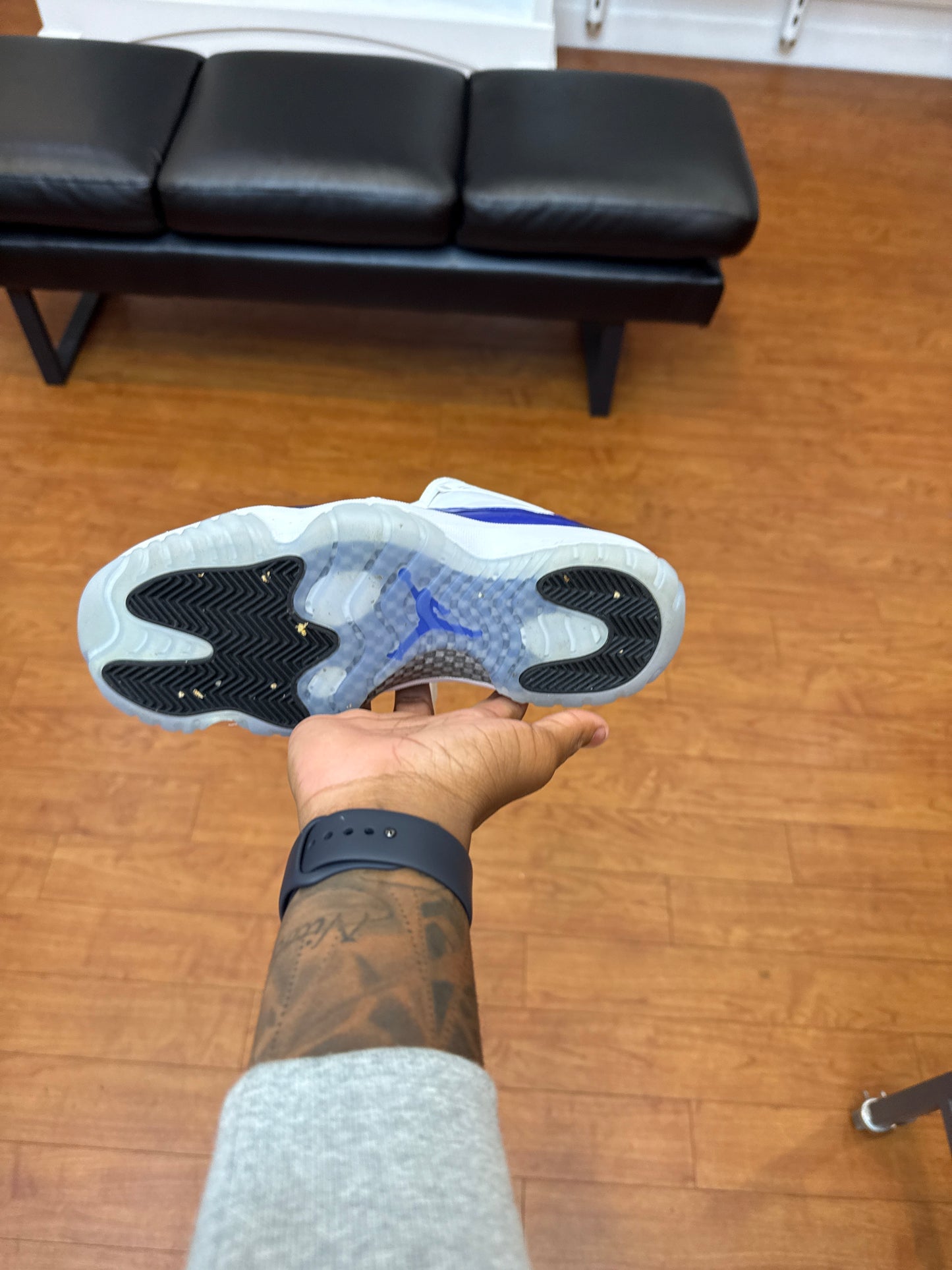 Jordan 11 Low White Concord W (Used)