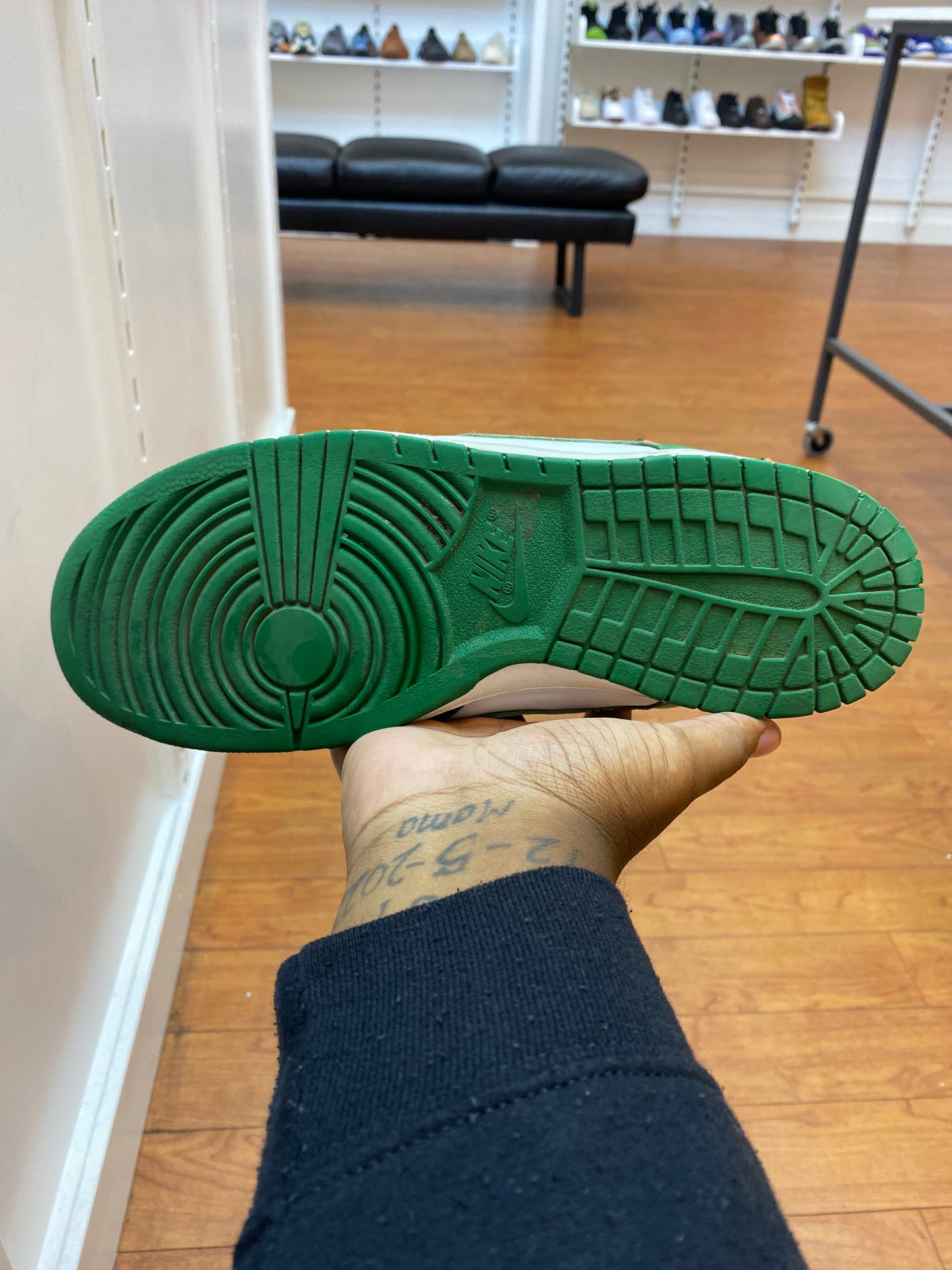 Off White X Dunk Low Pine Green (Used)