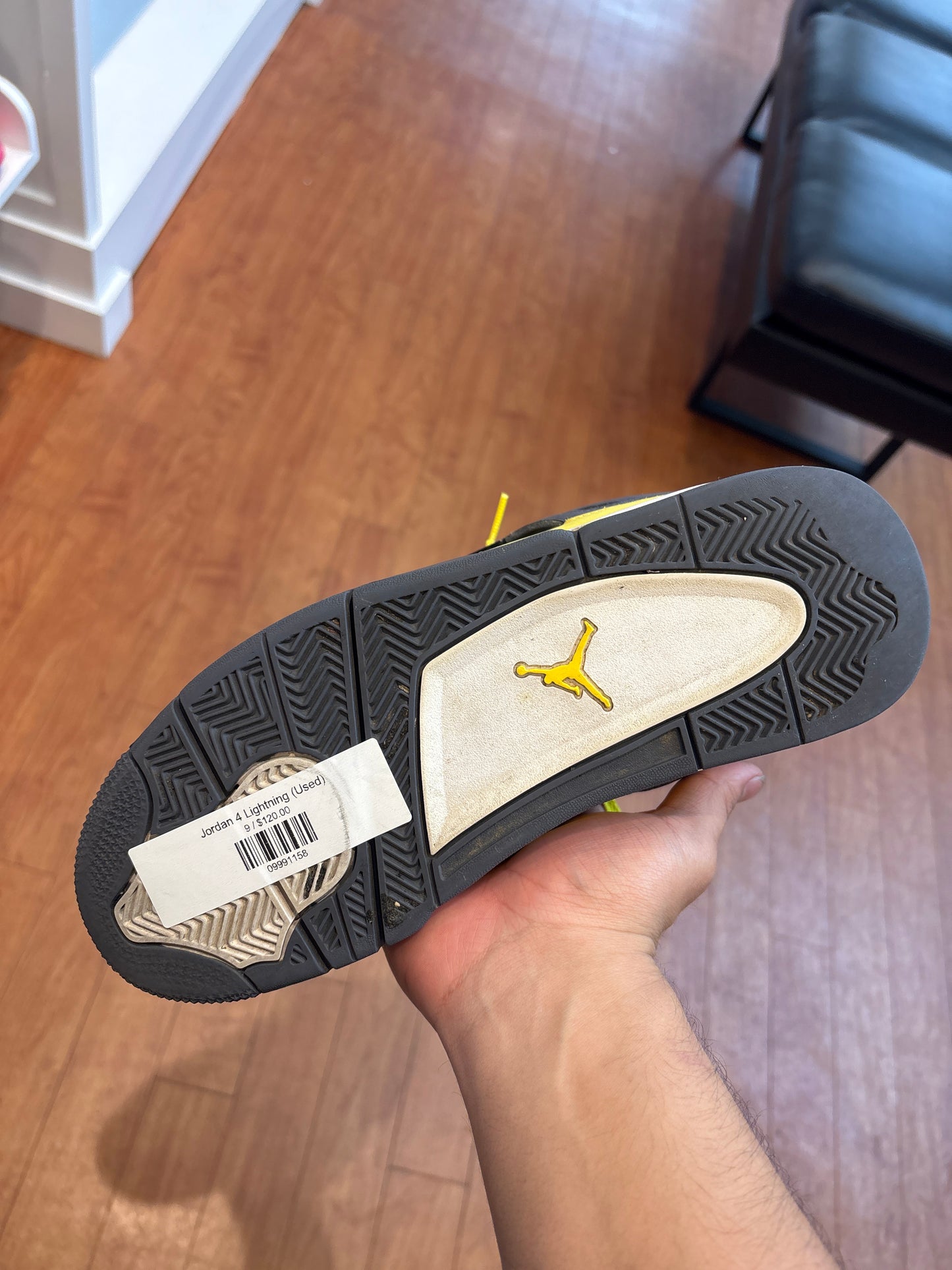 Jordan 4 Lightning (Used)