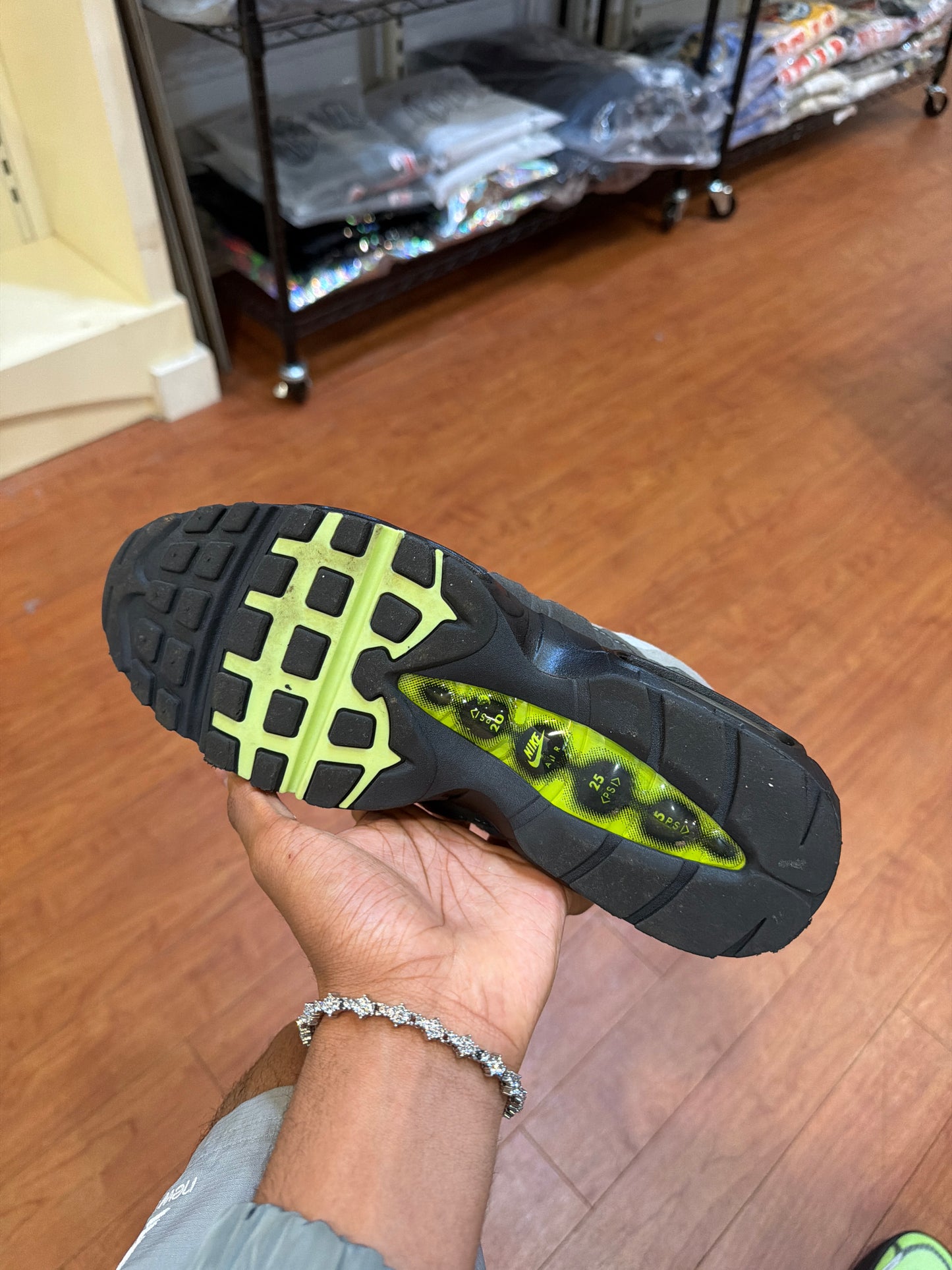 Air Max 95 Neon (Used)