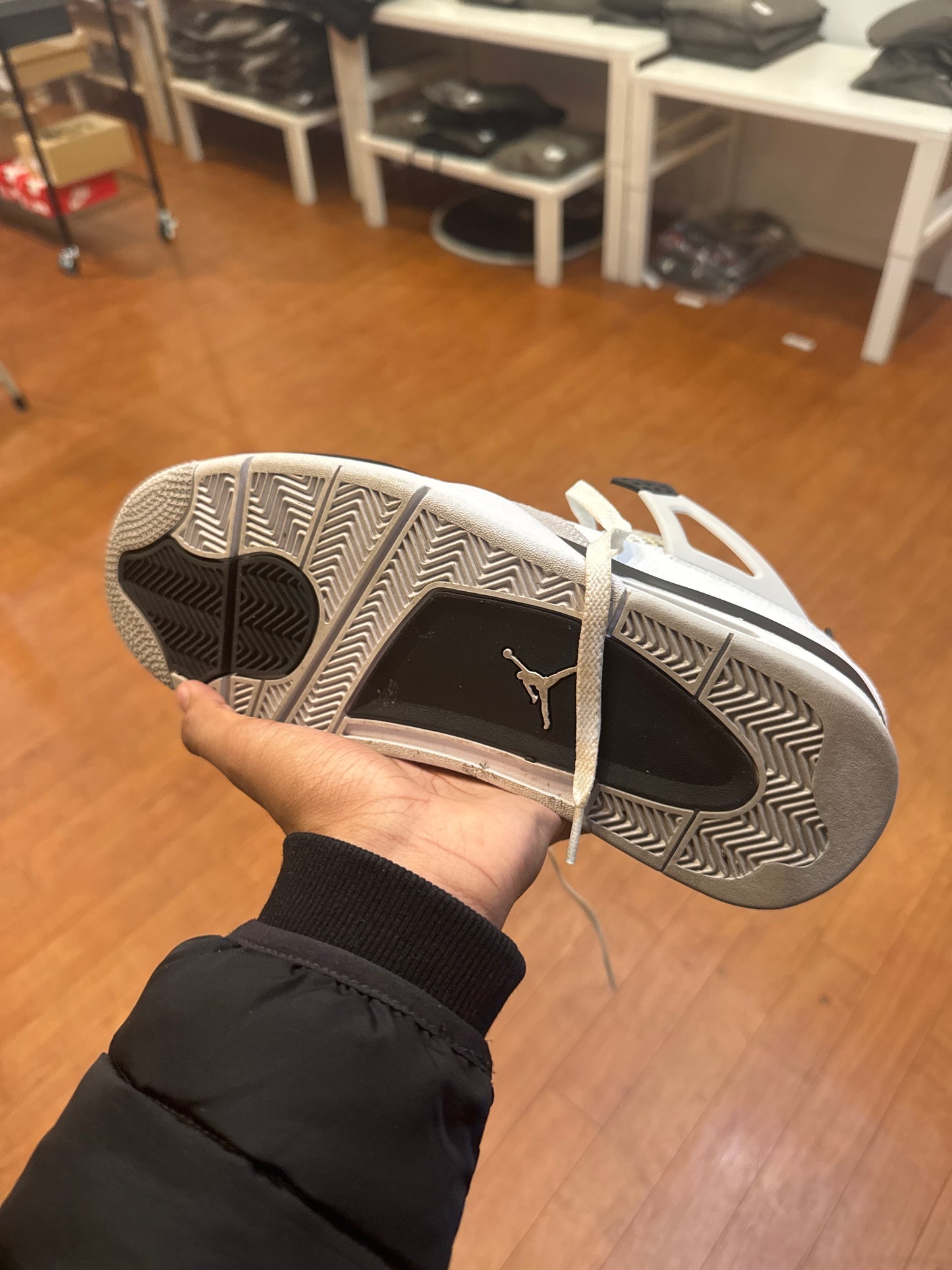 Jordan 4 Military Black (Used)