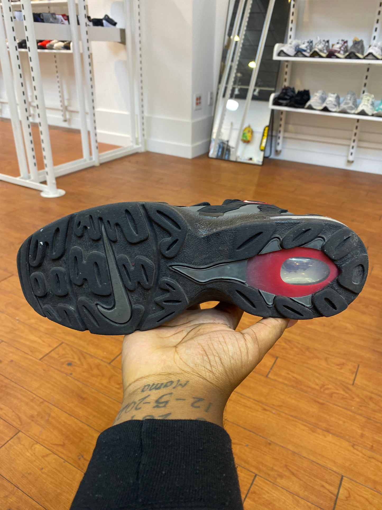 Air DT Max 96 Falcons (Used)