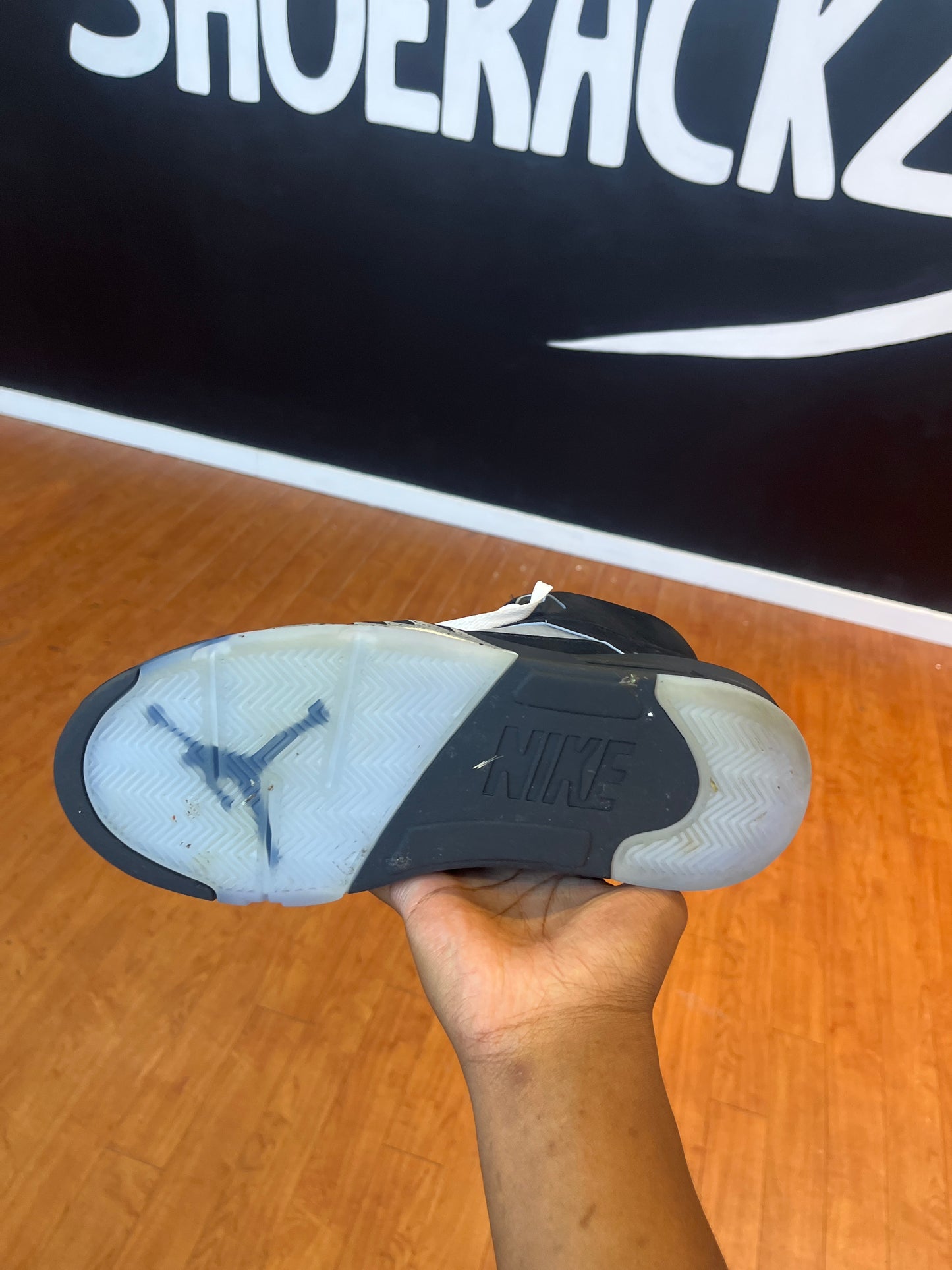 Jordan 5 Metallic Reimagined (Used)