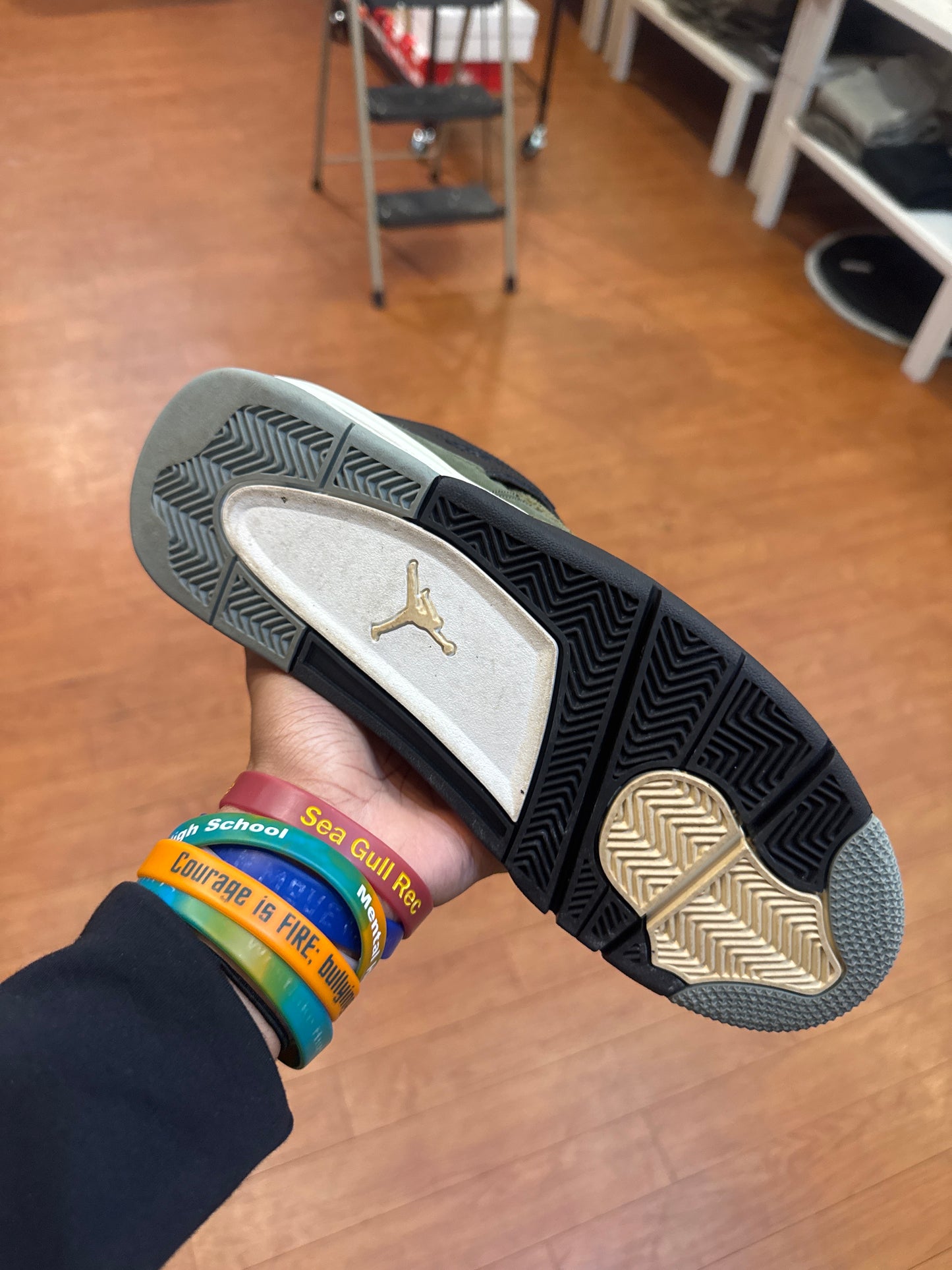 Jordan 4 SE Craft Olive (Used)