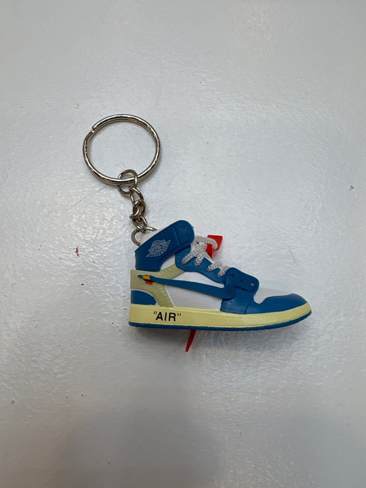 Jordan 1 High Off White UNC