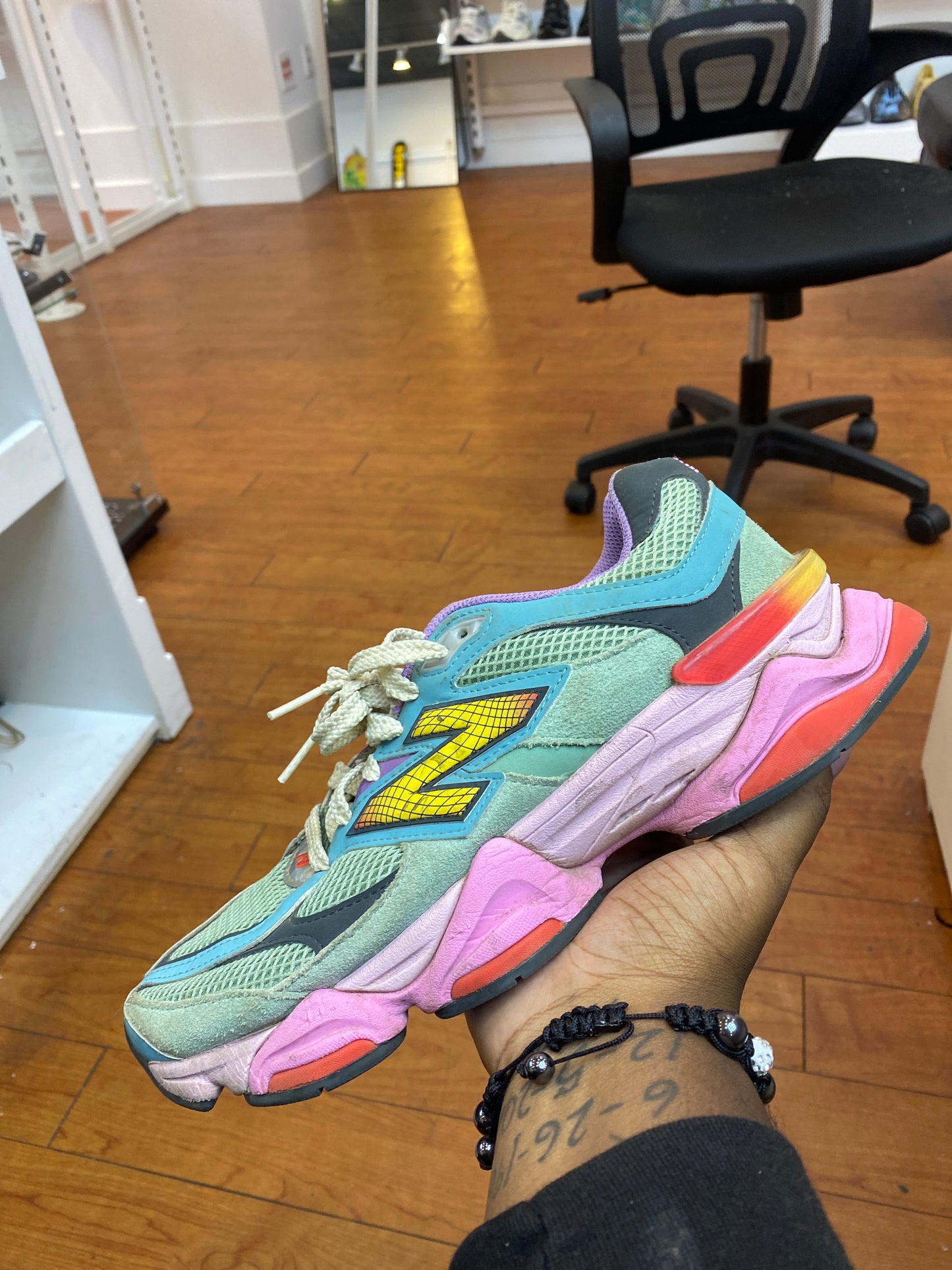 New Balance 9060 Warped (Used)