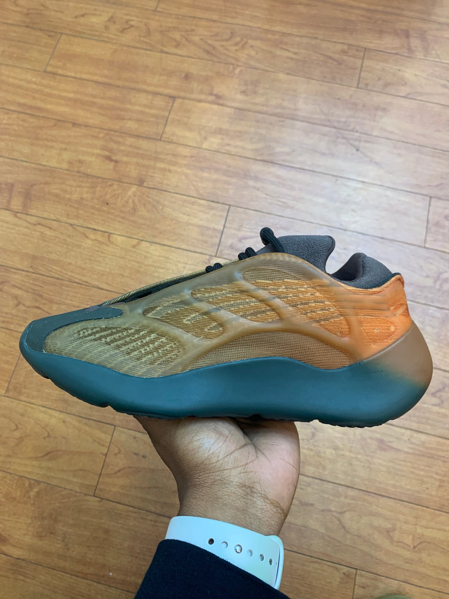 Yeezy 700 V3 Copper Fade (Used)