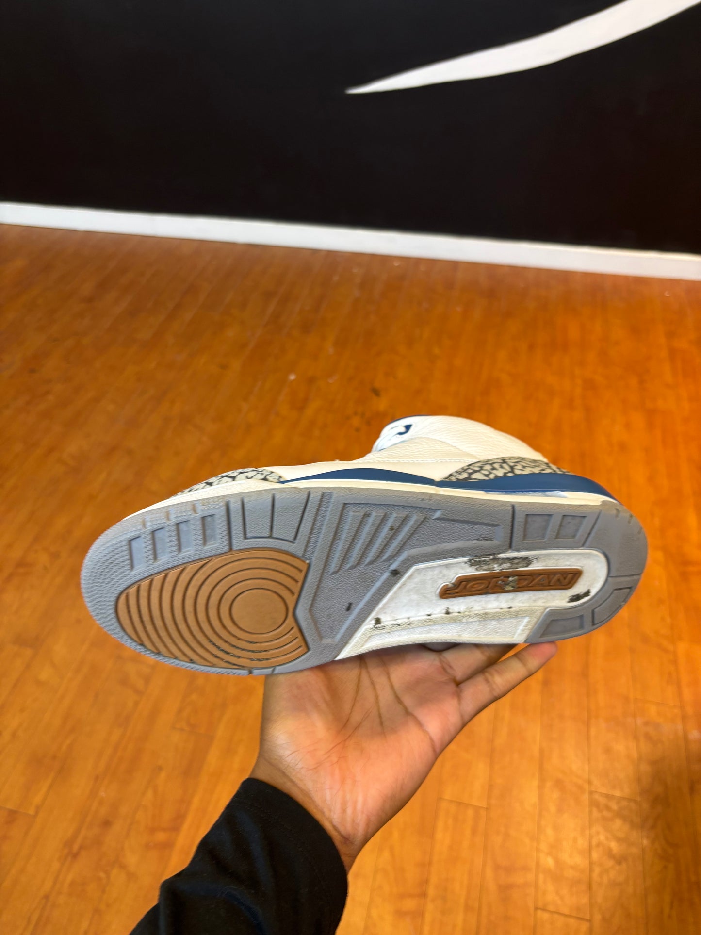 Jordan 3 Wizard (Used)