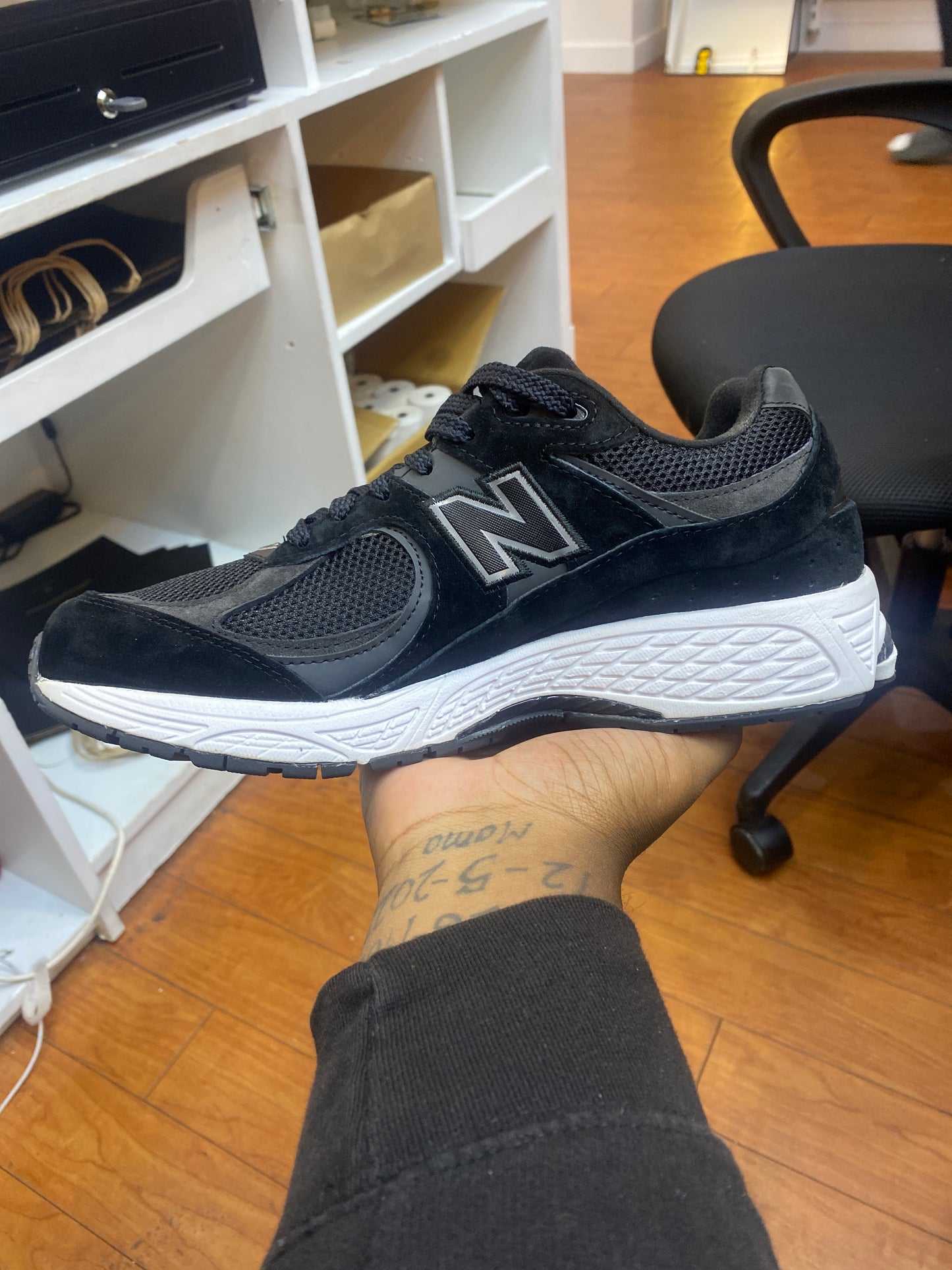 New Balance 2002R Black Gunmetal (Used)
