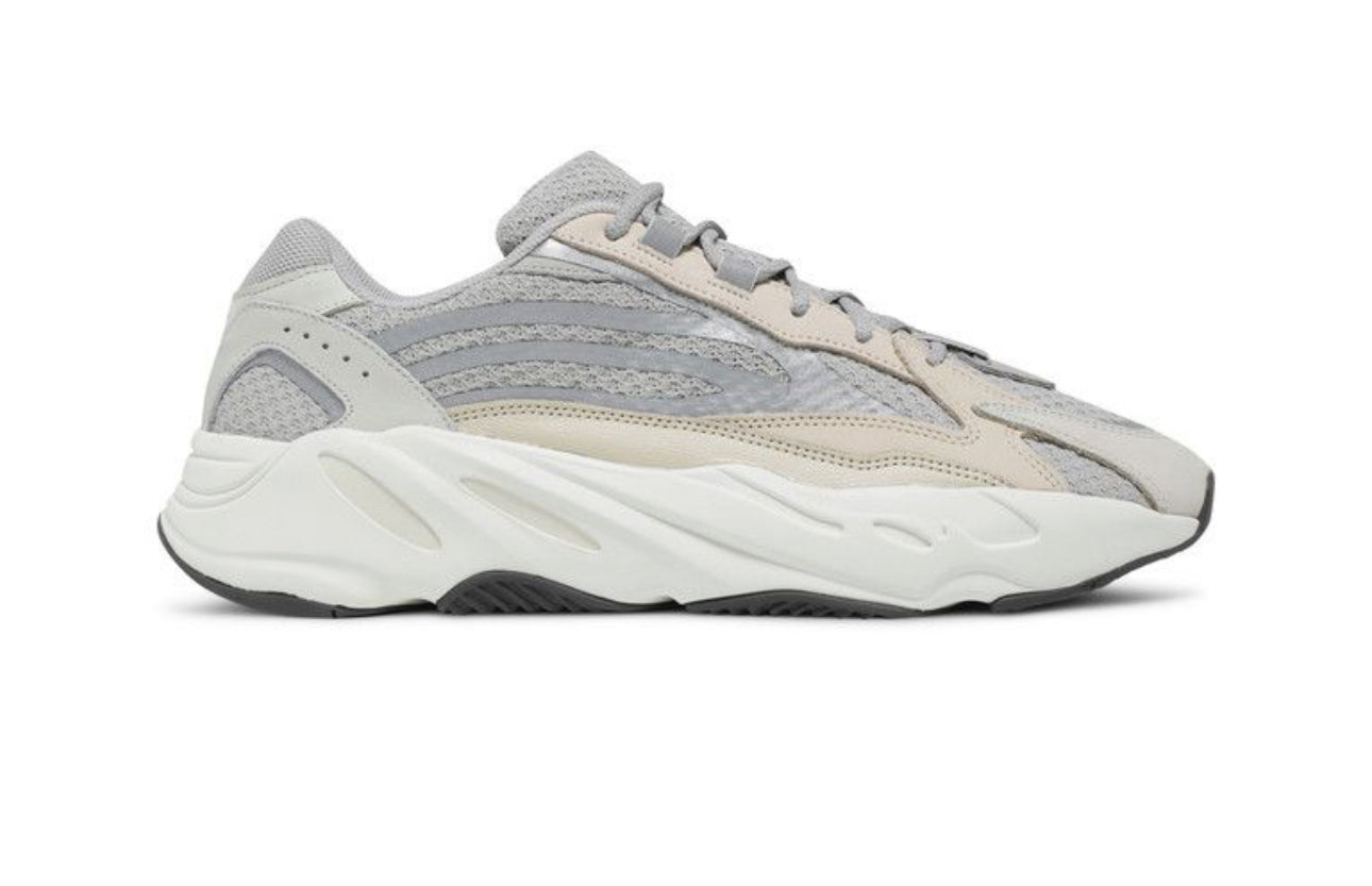 Yeezy 700 V2 Cream (Used)