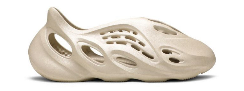 Yeezy Foam RNNR Sand