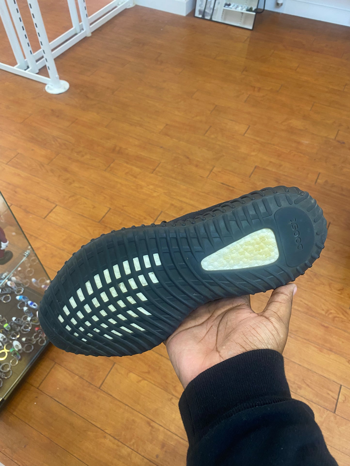 Yeezy 350 V2 Onyx (Used)