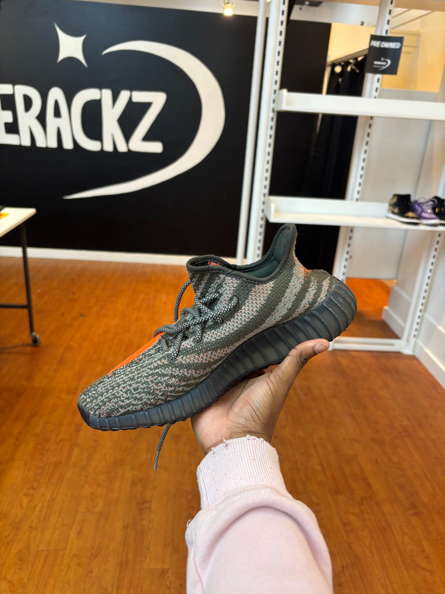 Yeezy 350 Carbon Beluga (Used)