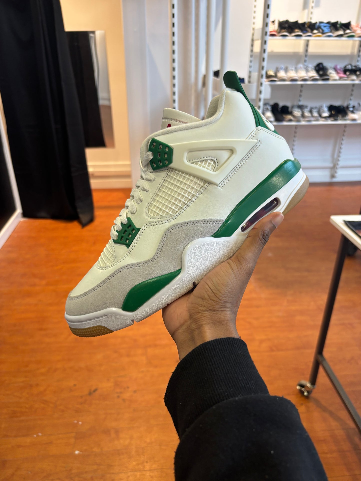 Jordan 4 SB Pine Green (Used)