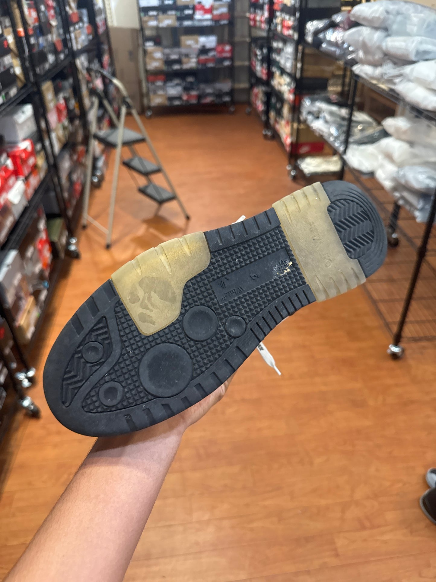 Off White Out Of Office Black (Used)