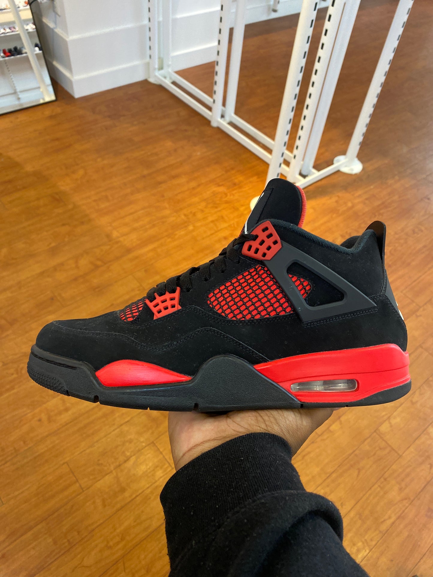 Jordan 4 Red Thunder (Used)