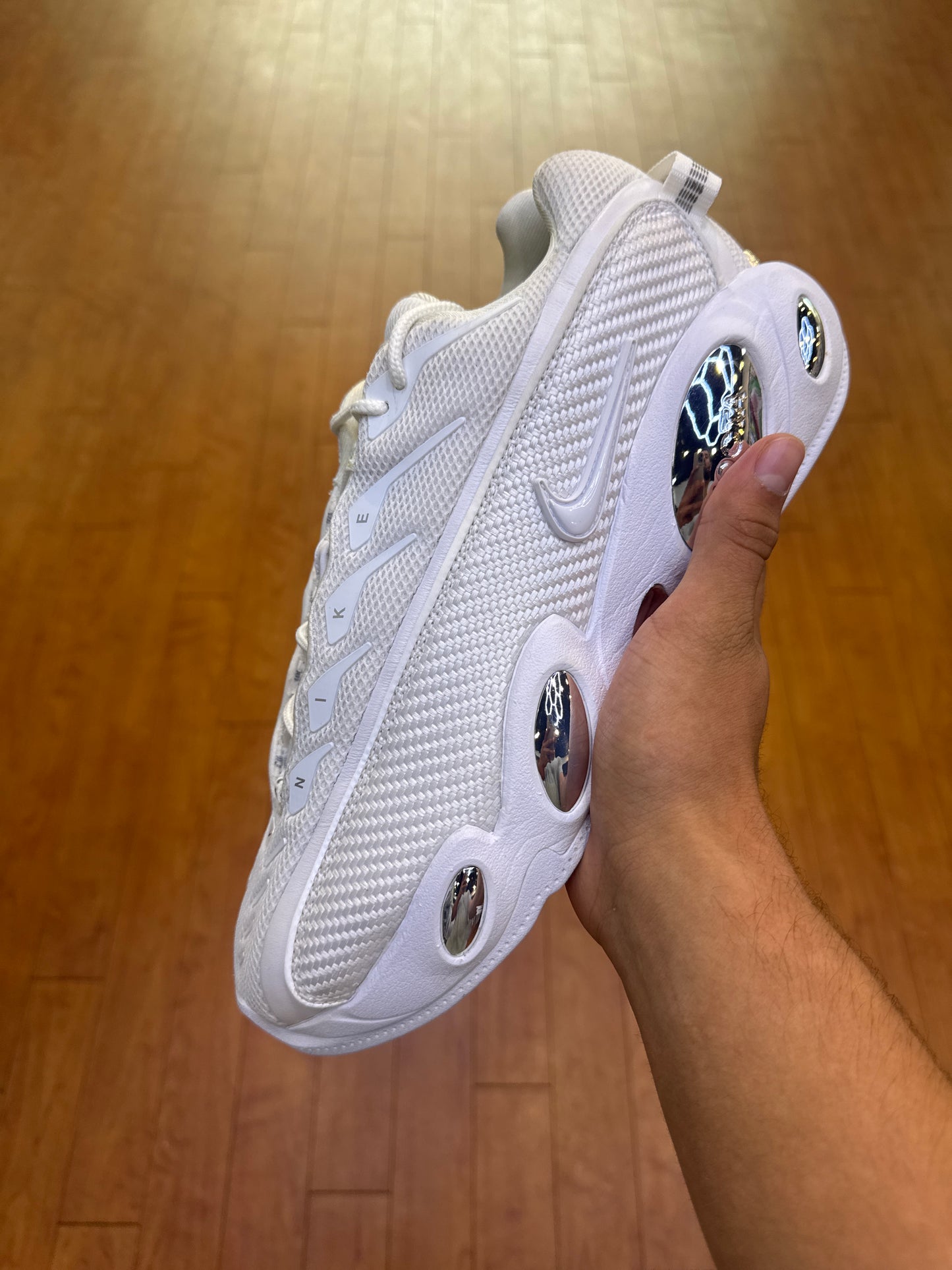 Drake Nocta Glide Triple White (Used)