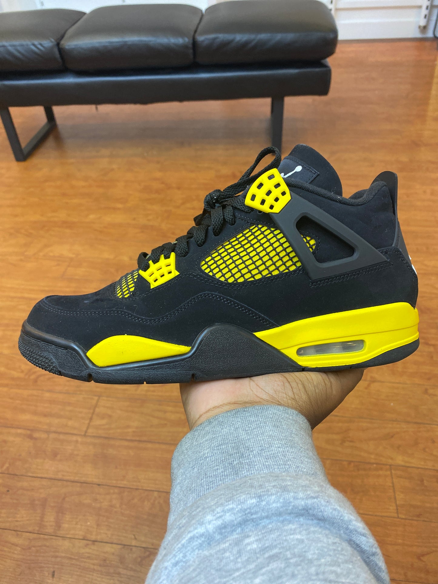 Jordan 4 Thunder (Used)