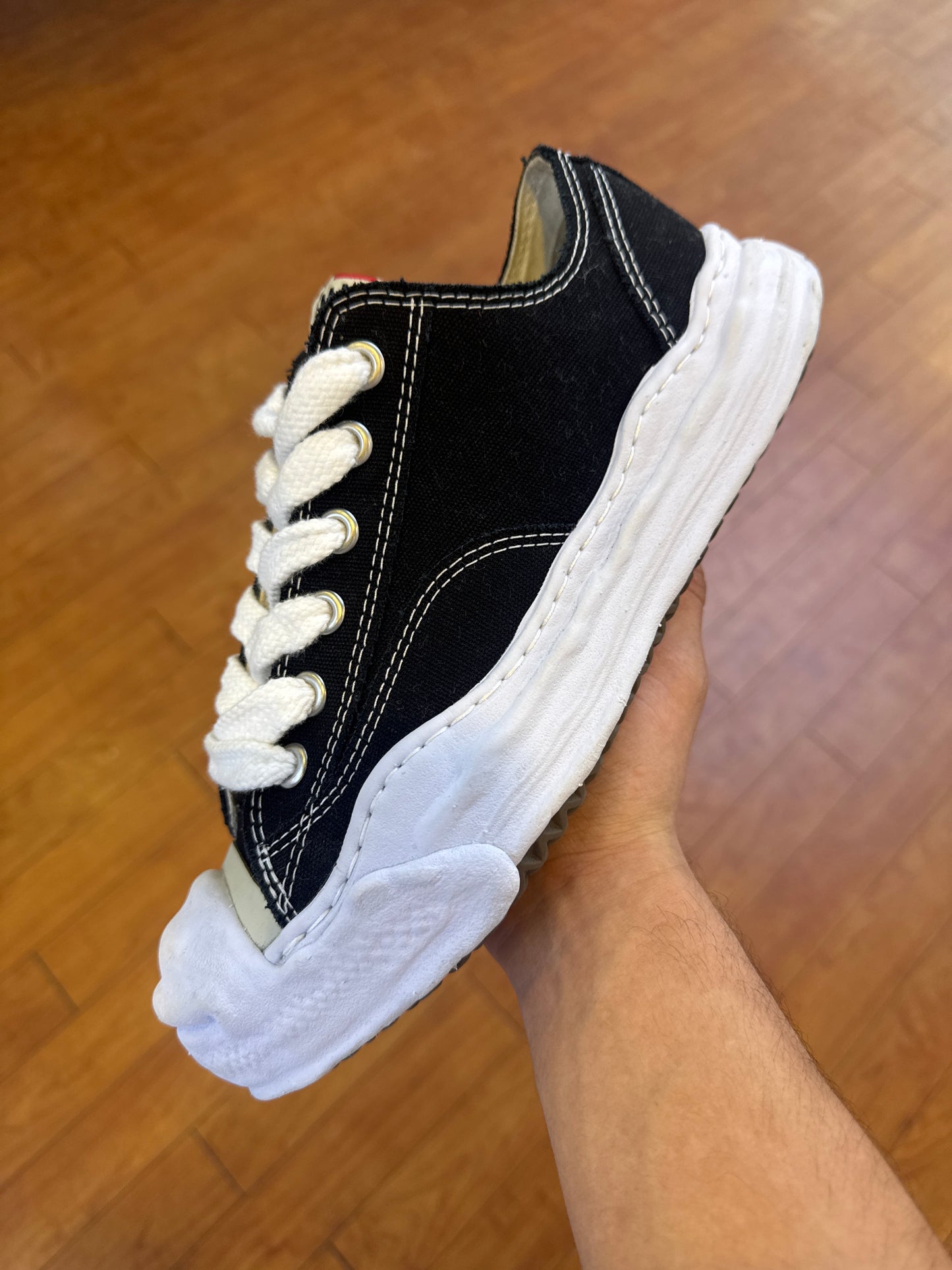 Maison Mihara Hank OG Black White (Used)