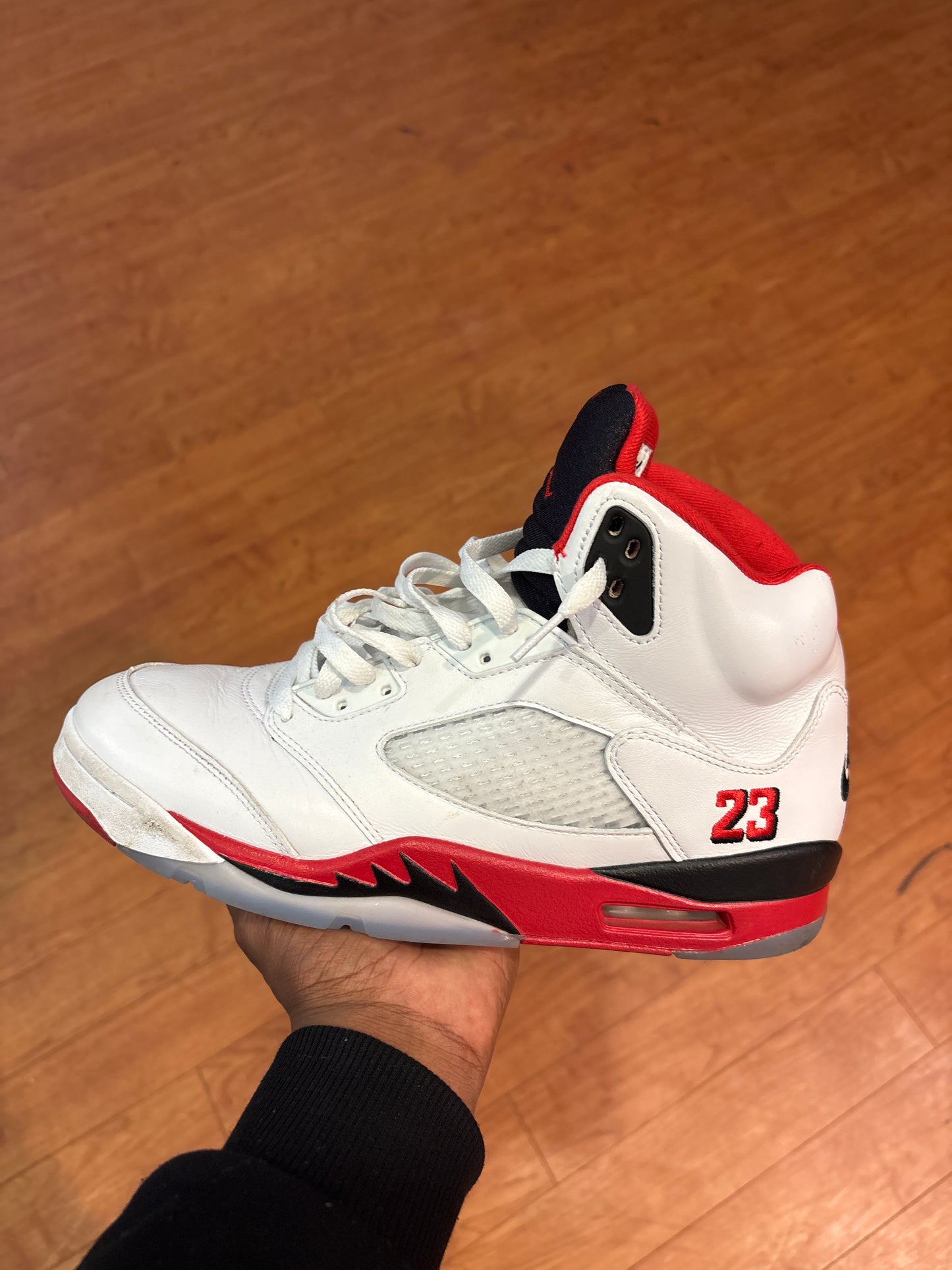 Jordan 5 Fire Red 2025 (Used)