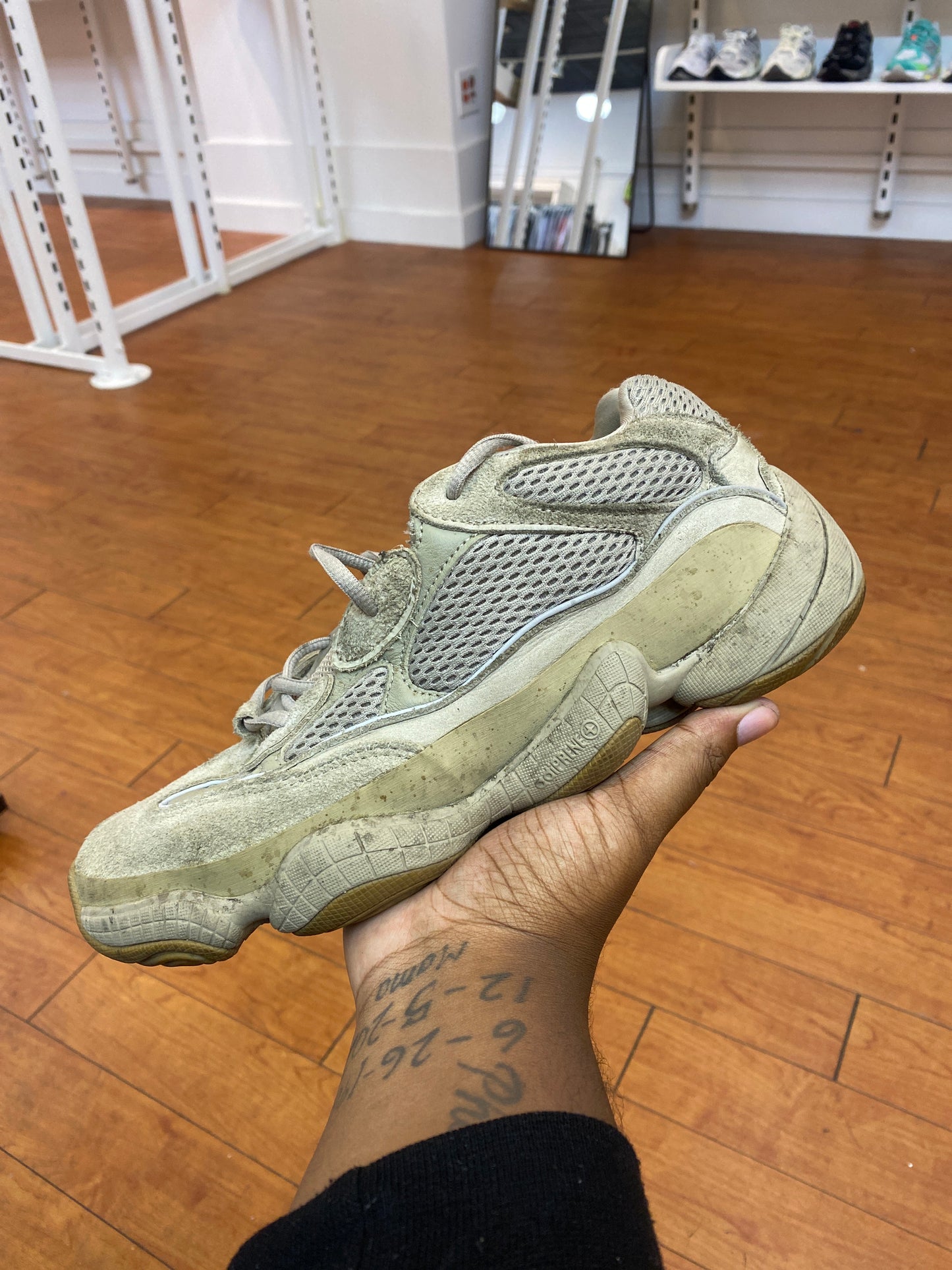 Yeezy 500 Taupe Light (Used)