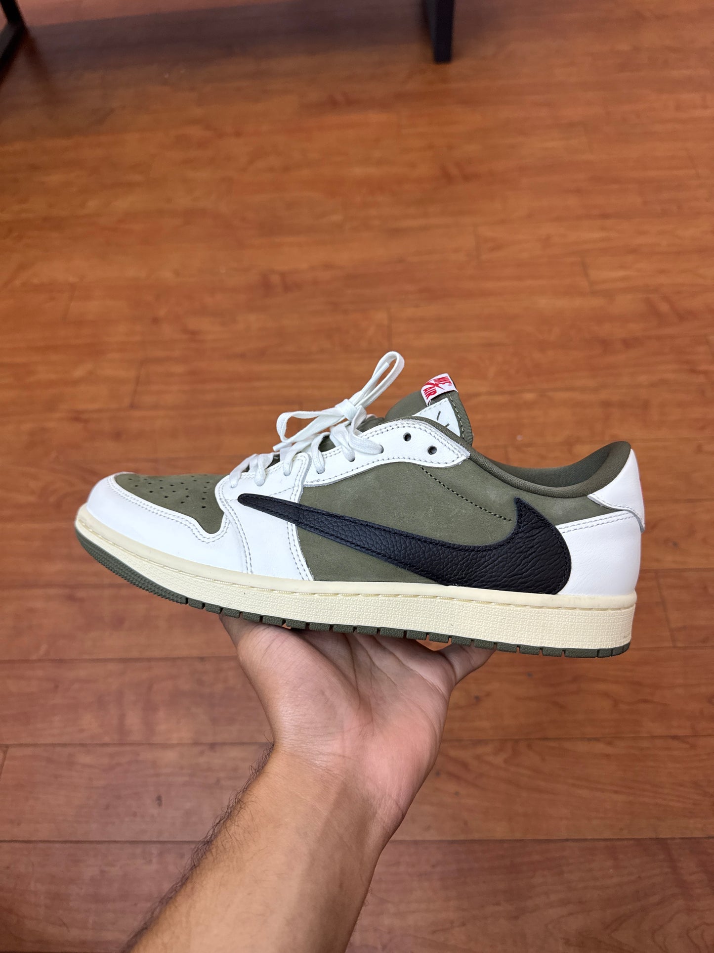 Jordan 1 Low Travis Scott Reverse Olive (Used)