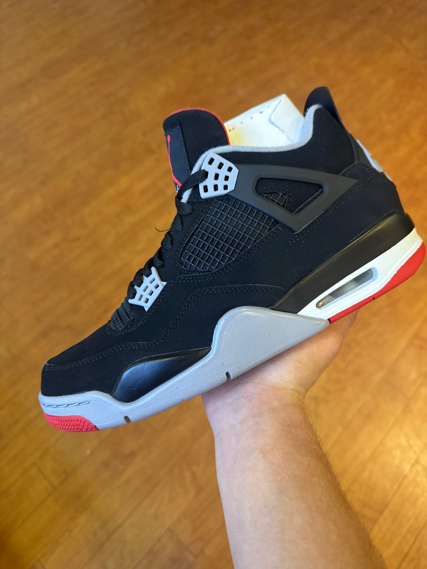 Jordan 4 Bred 2019 (Used)