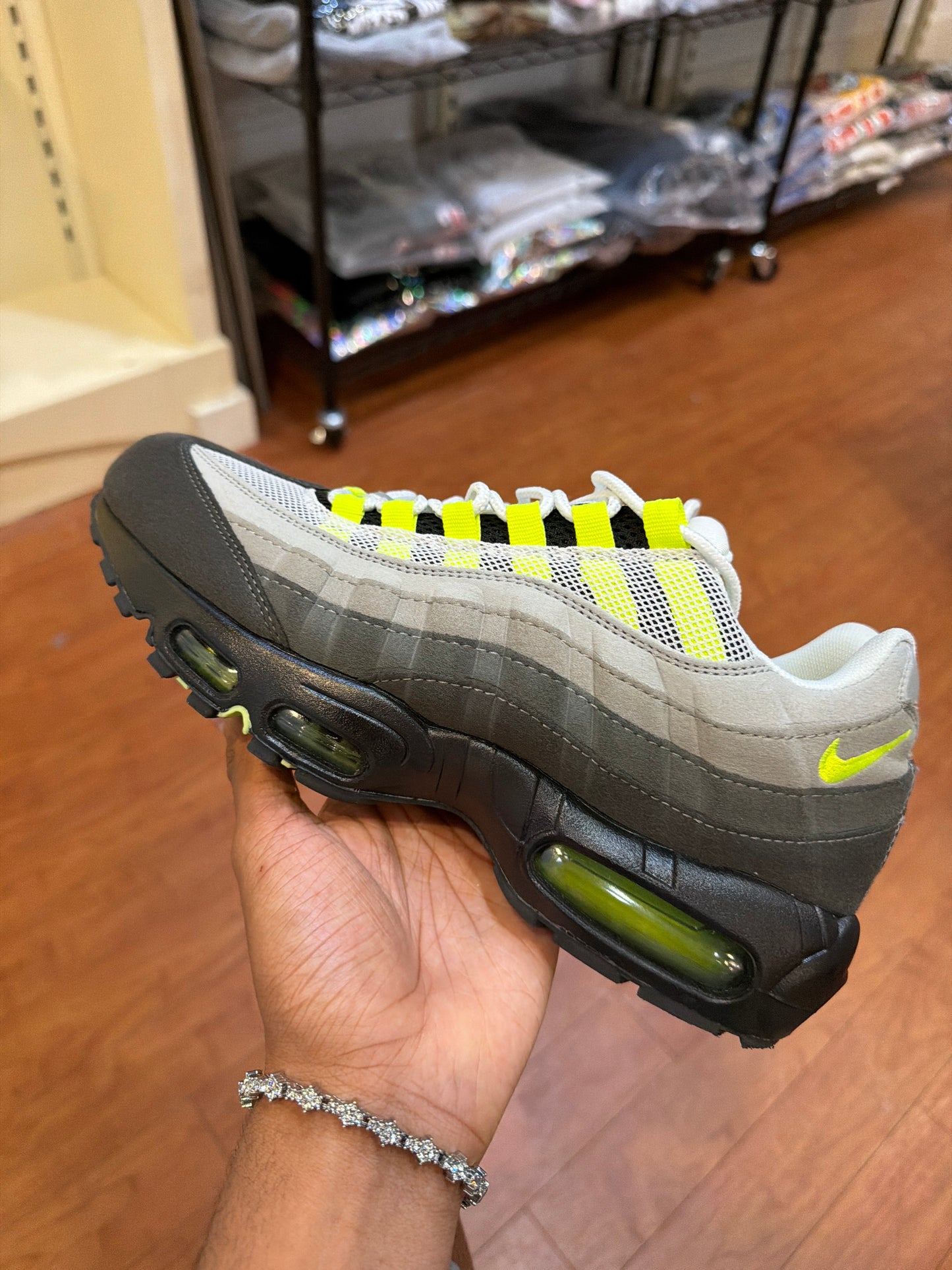 Air Max 95 Neon (Used)
