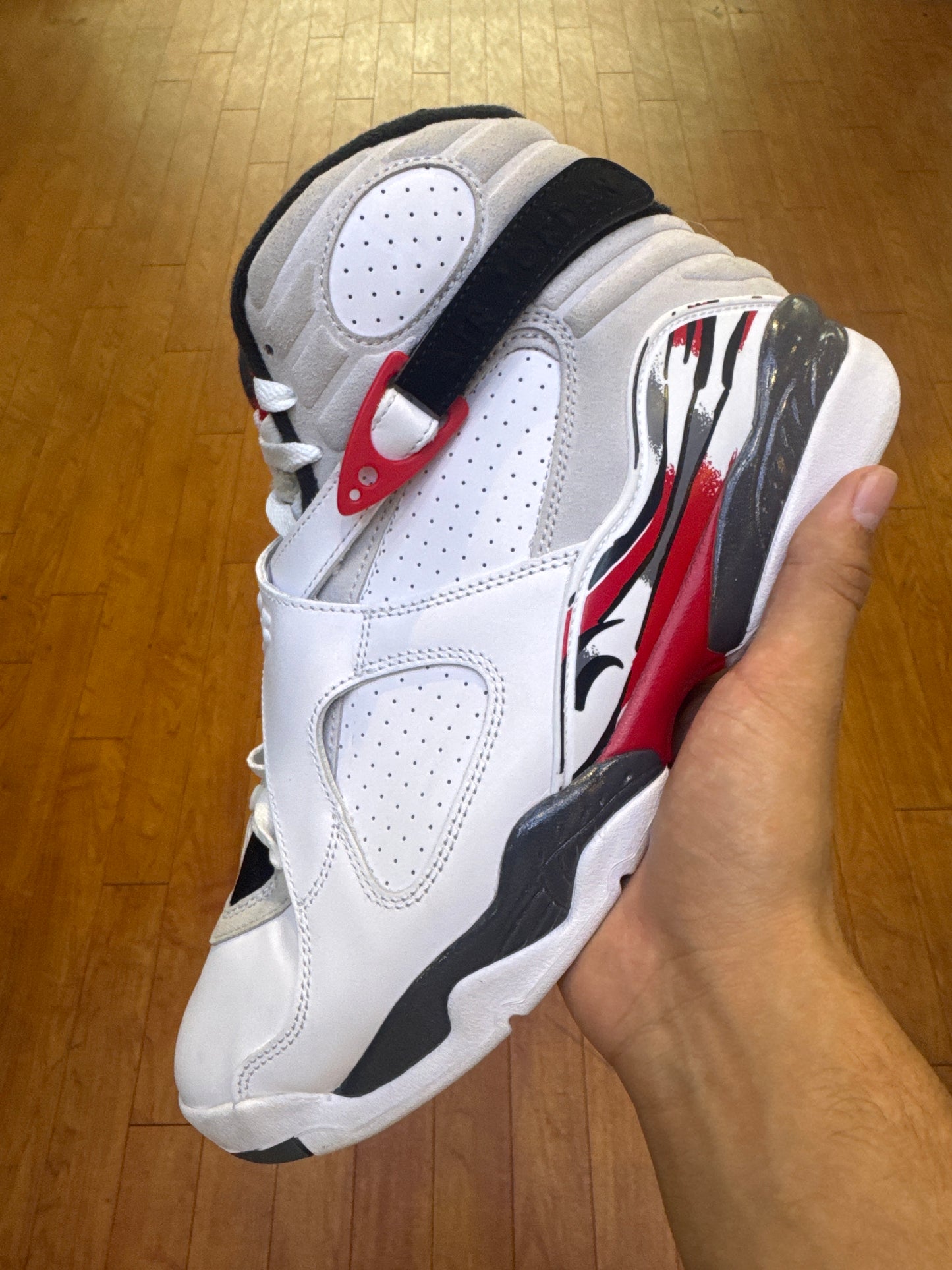 Jordan 8 Bugs Bunny (Used)
