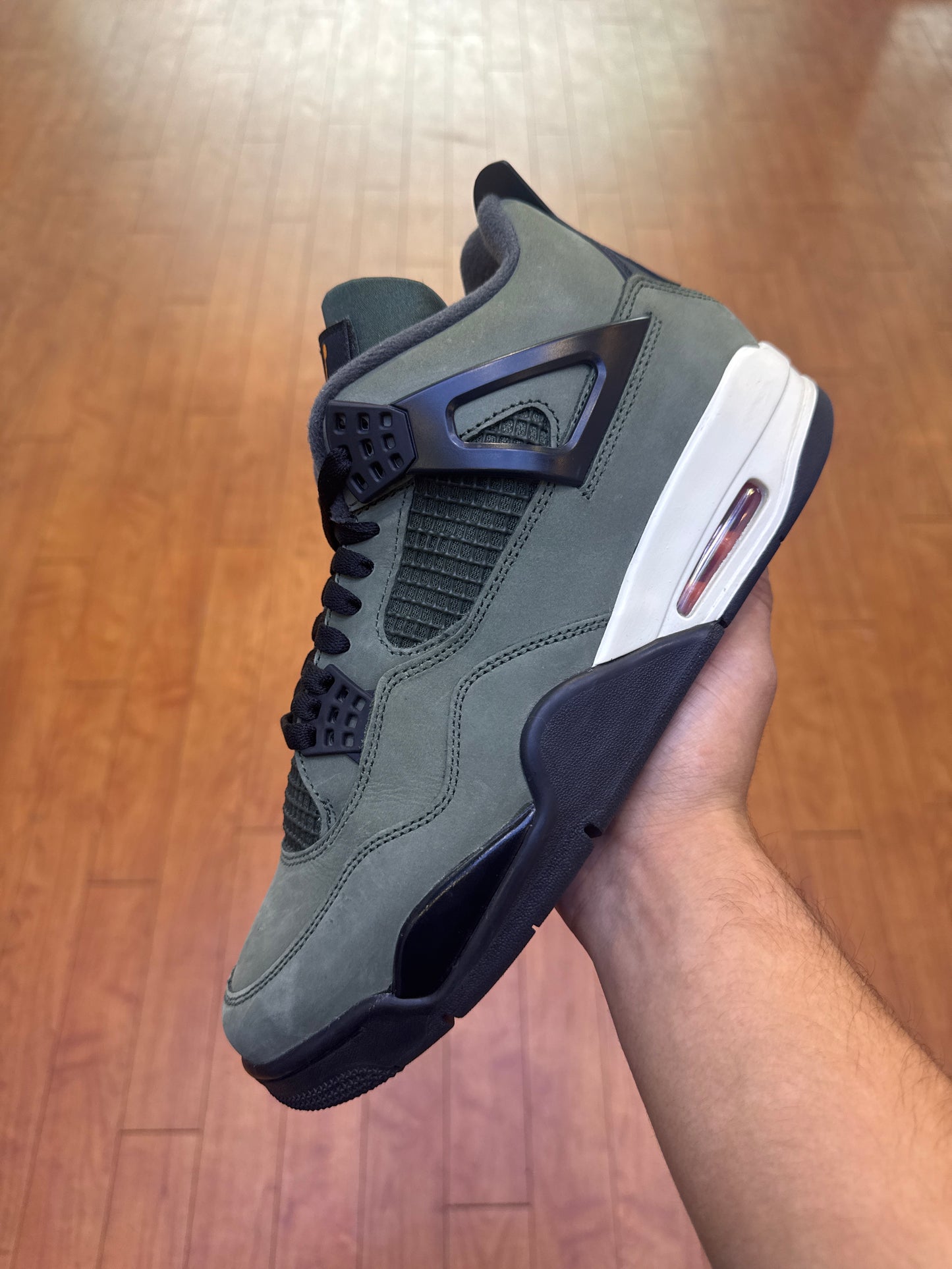Jordan 4 Undefeated 2025 (Used)