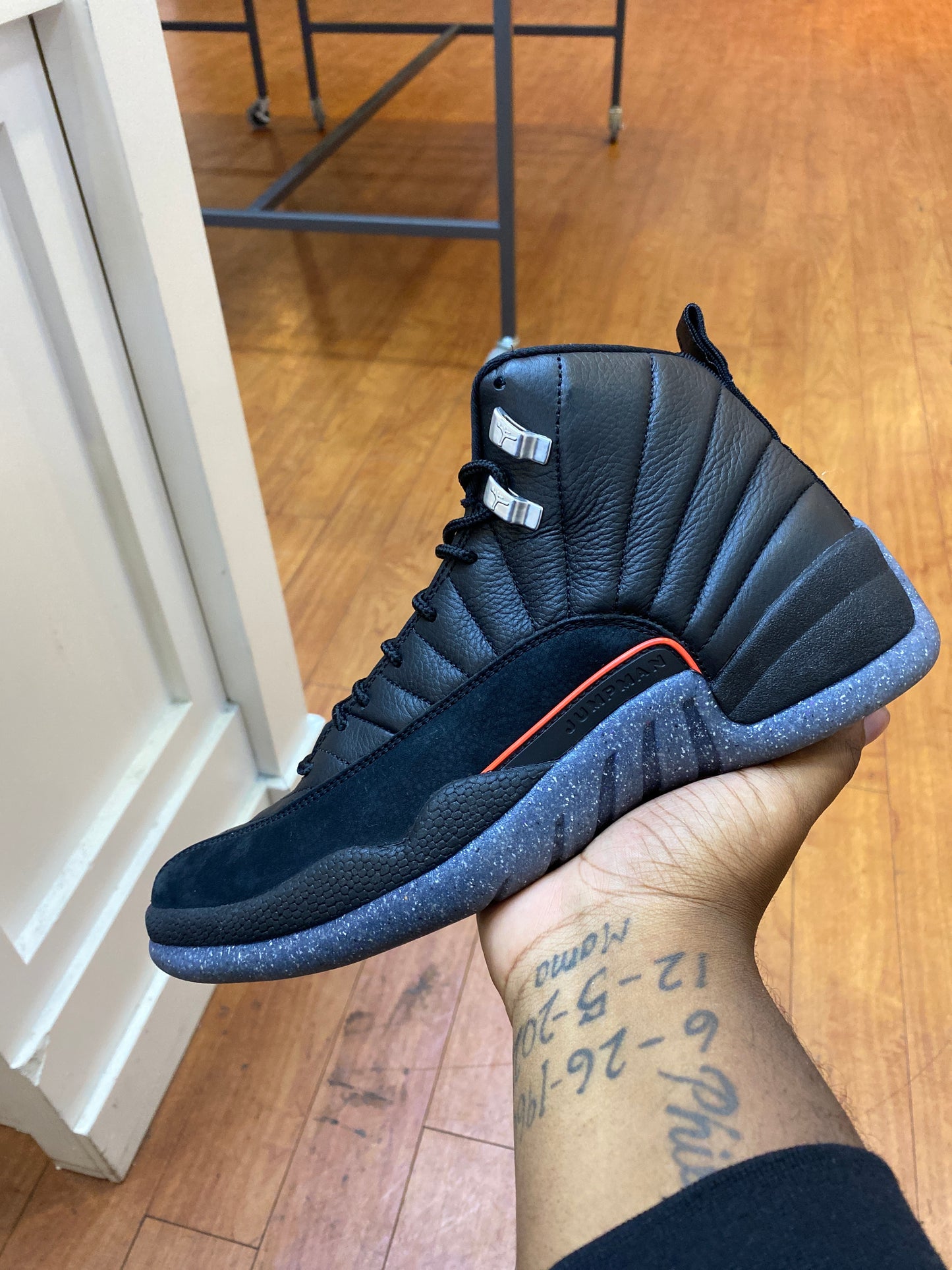 Jordan 12 Utility (Used)