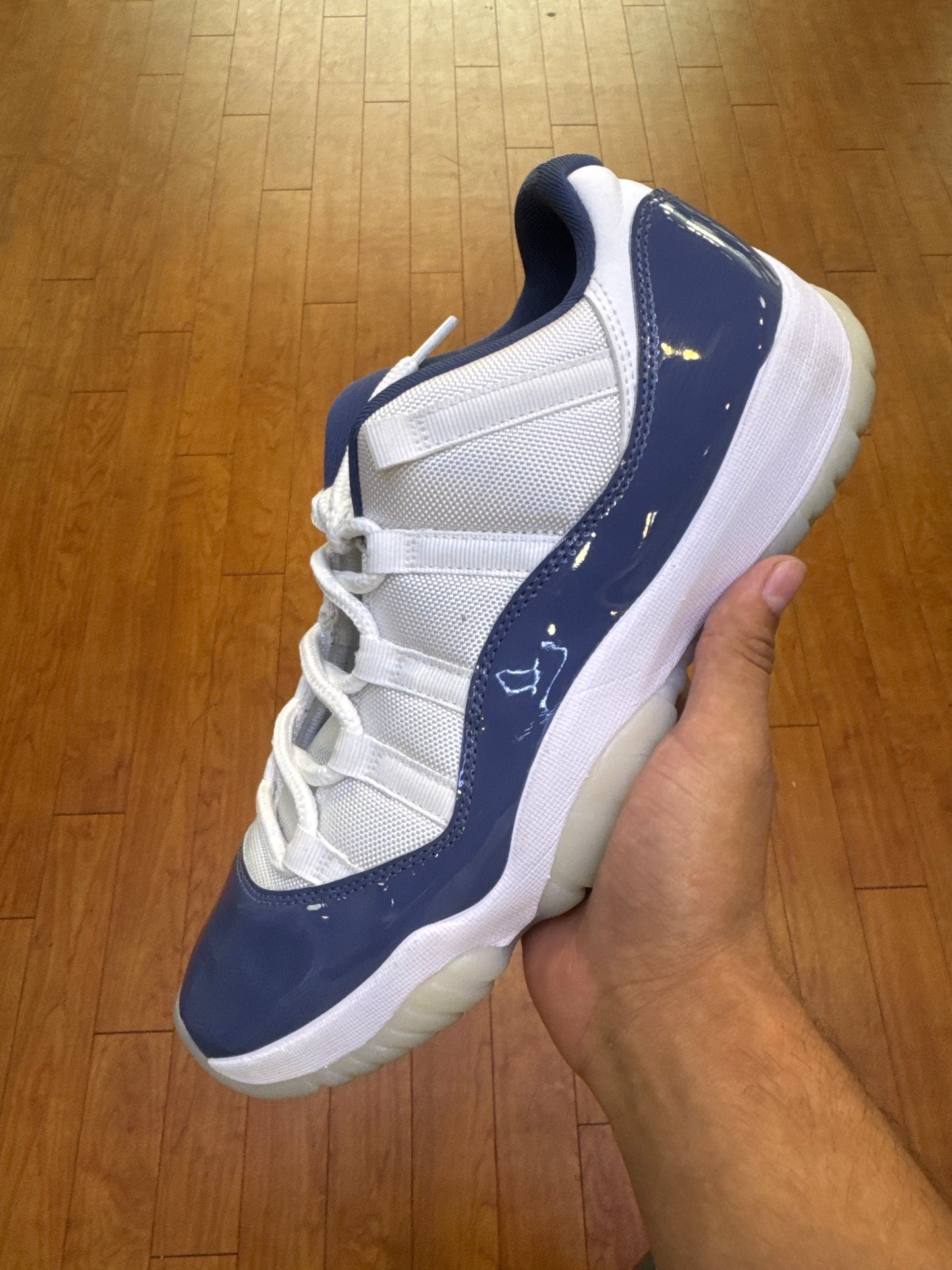 Jordan 11 Low Diffused Blue (Used)