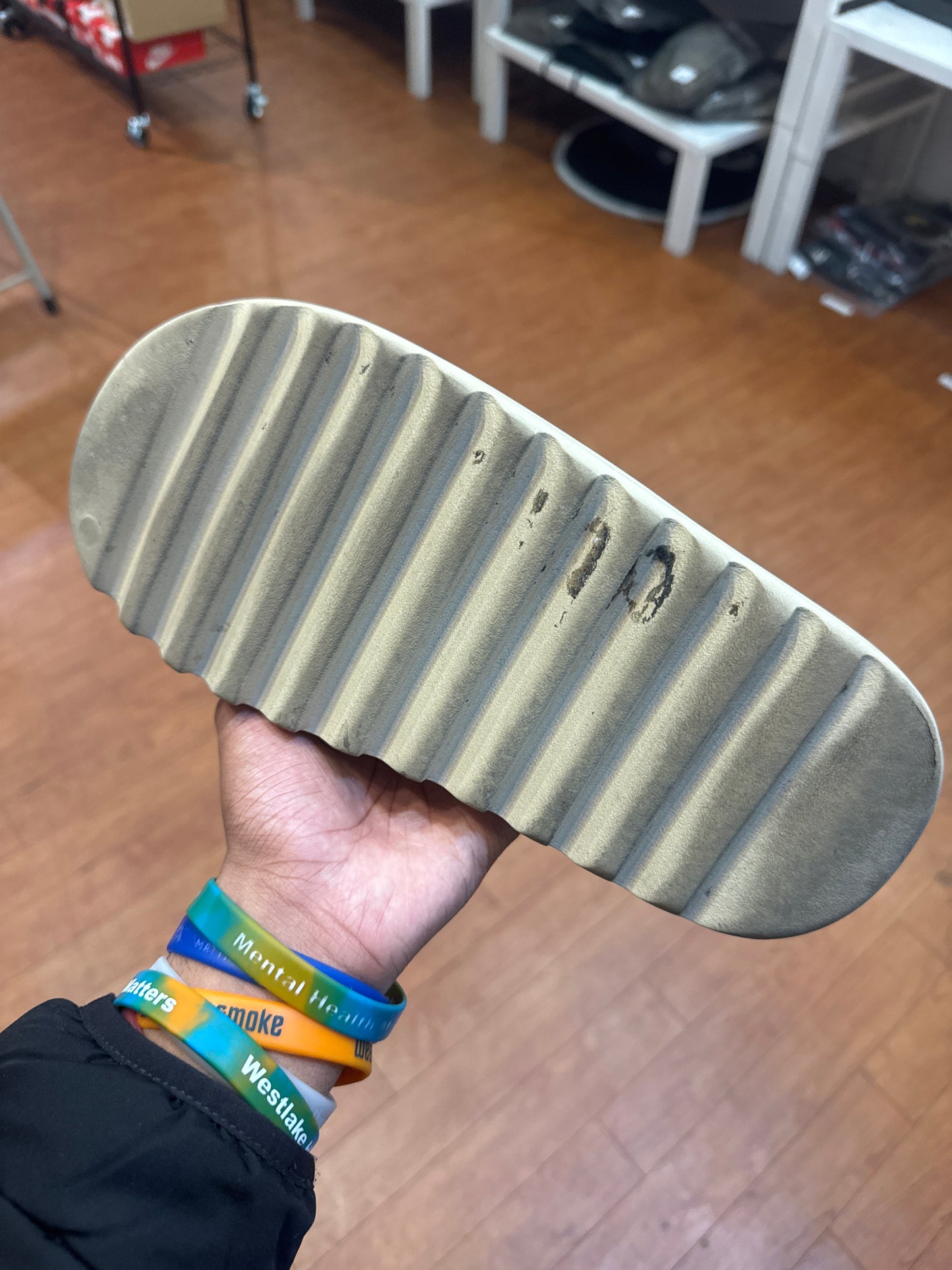 Yeezy Slide Bone (Used)