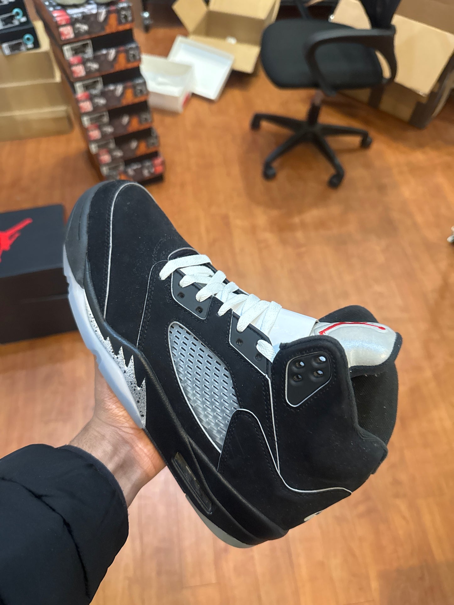 Jordan 5 Metallic Reimagined (Used)