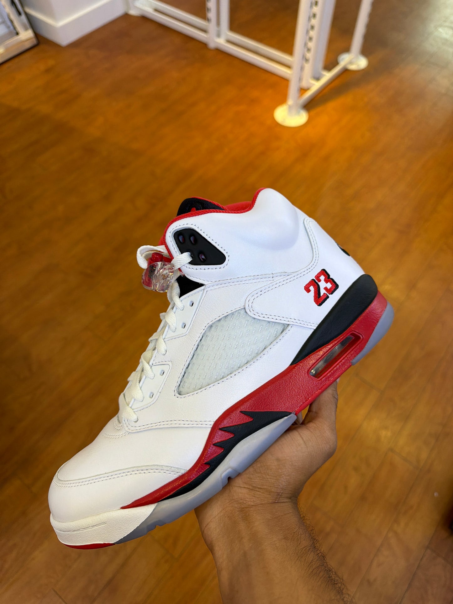 Jordan 5 Fire Red 2025 (Used)