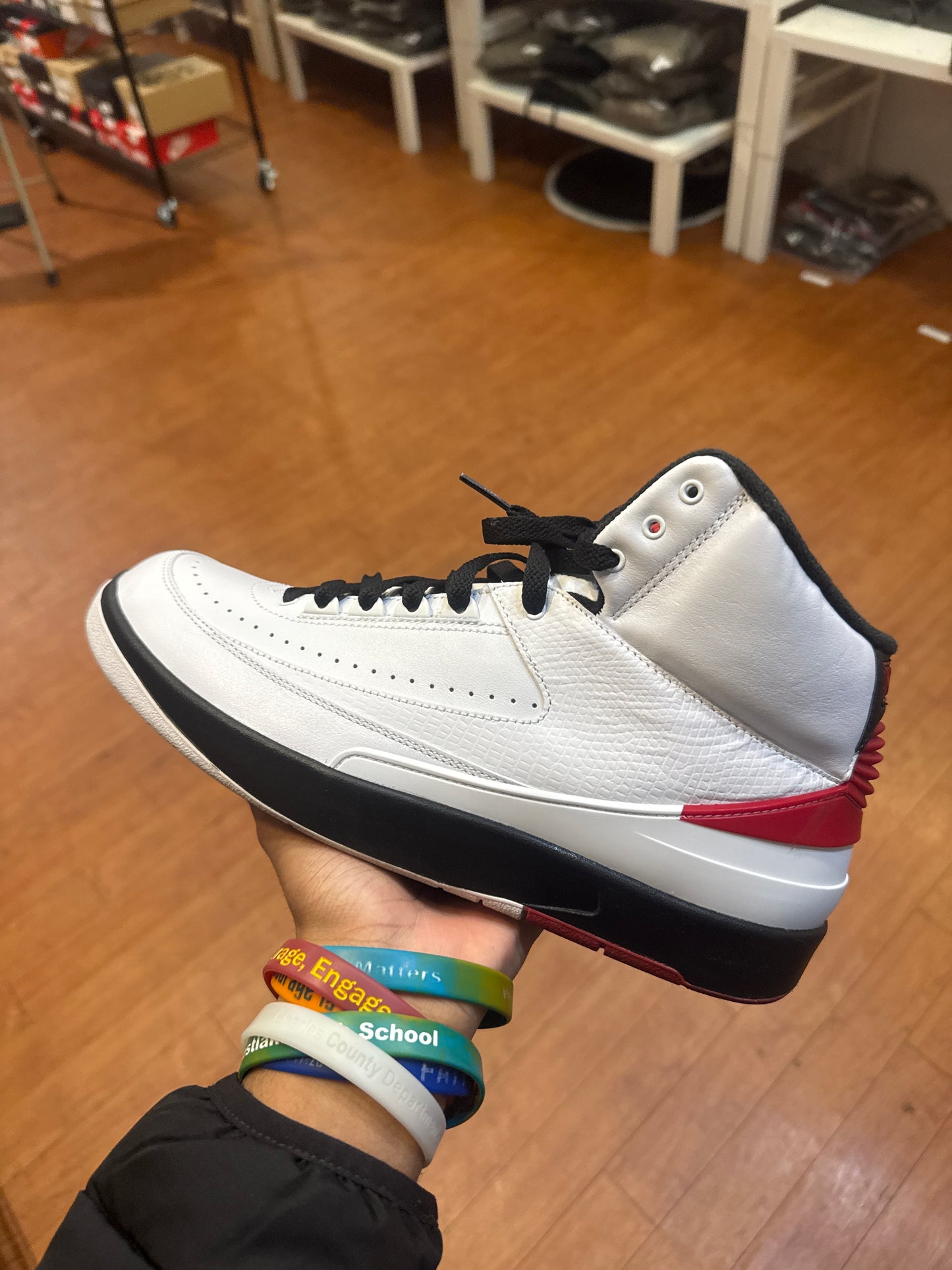 Jordan 2 Chicago (Used)