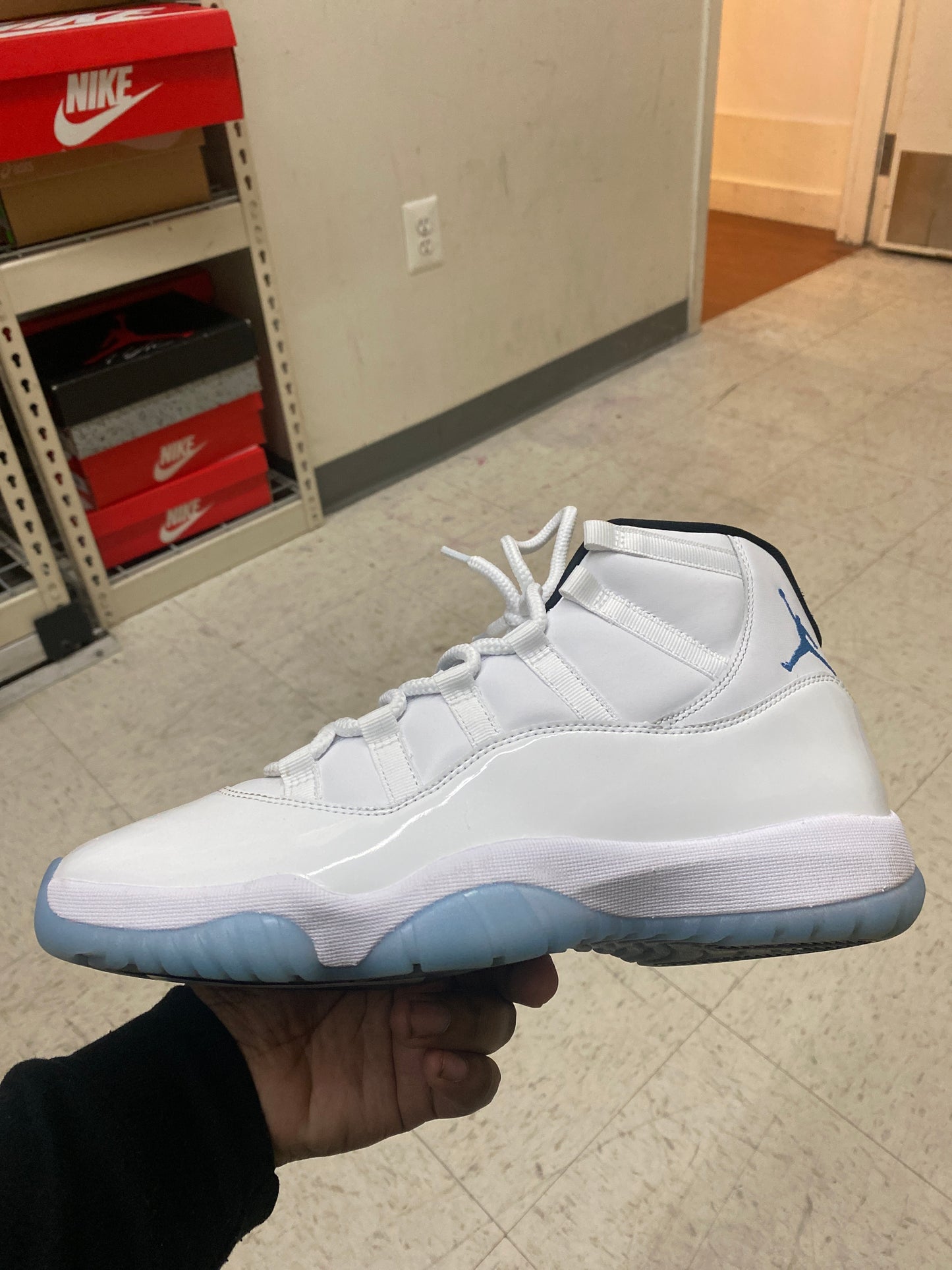 Jordan 11 High Legend Blue (Used)