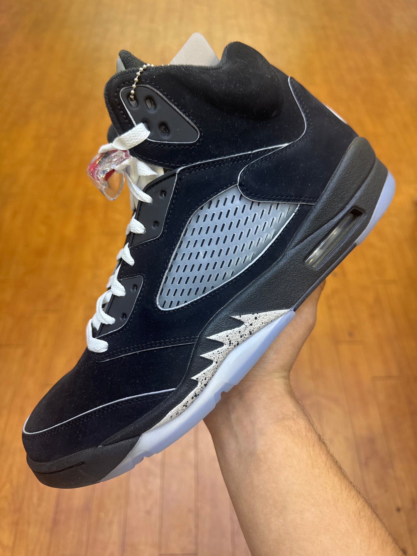 Jordan 5 Metallic Reimagined (Used)
