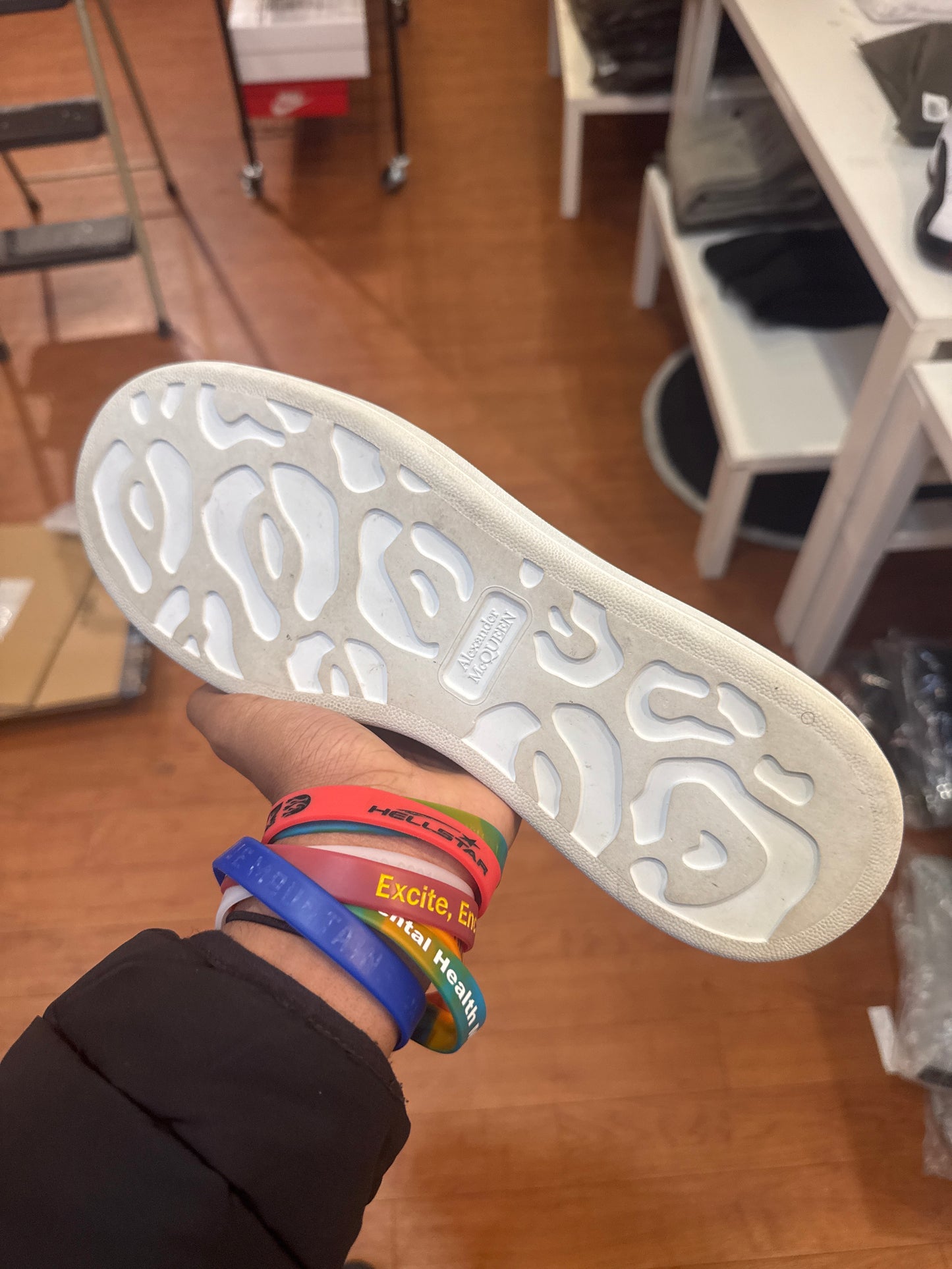 Alexander McQueen White Black (Used)