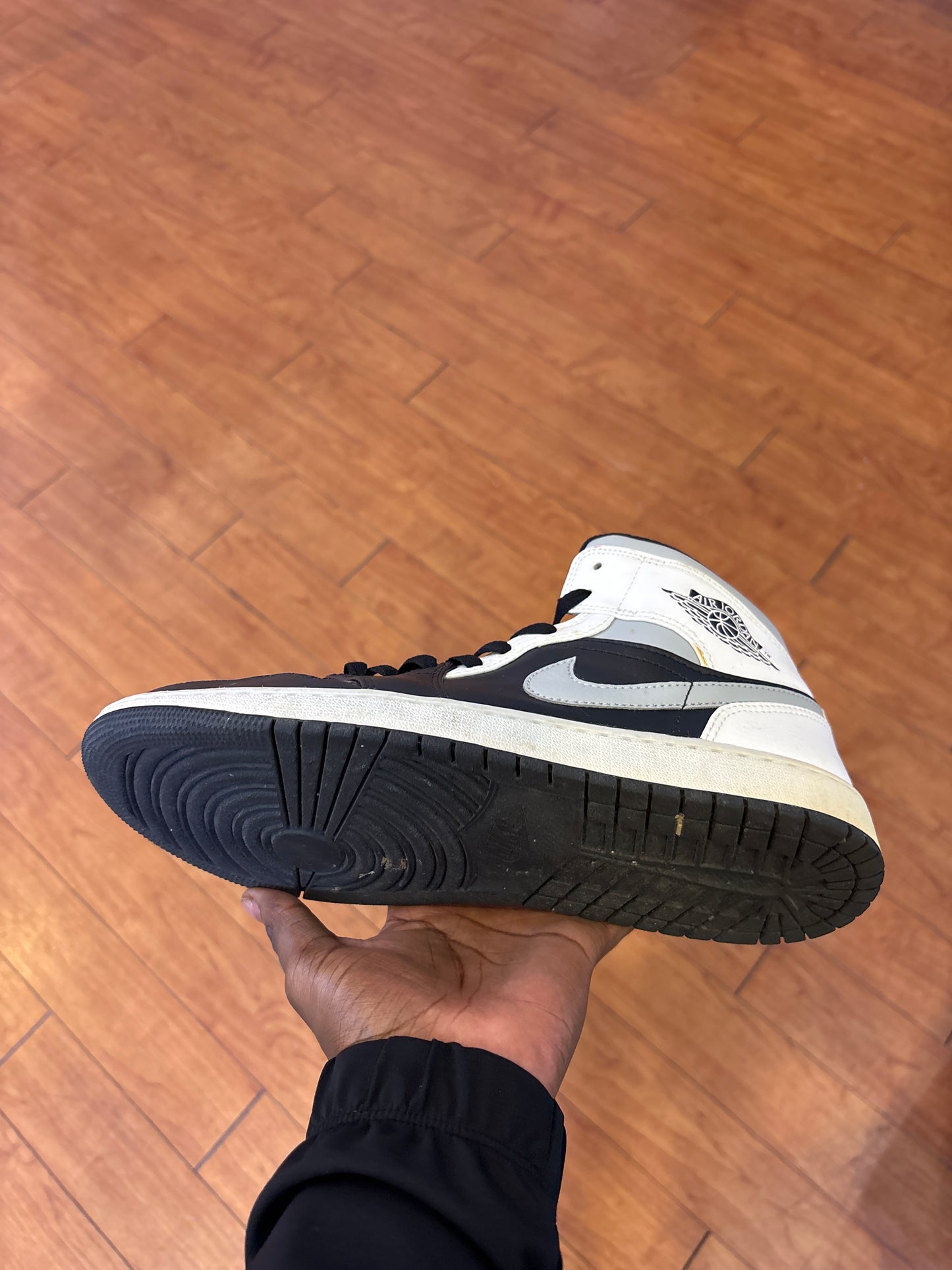 Jordan 1 Mid White Shadow (Used)