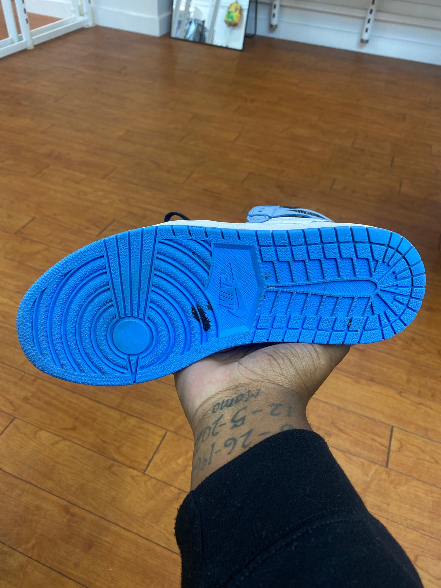 Jordan 1 High University Blue (Used)