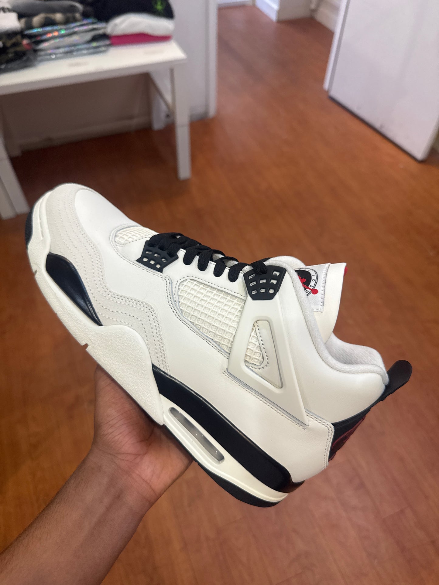 Jordan 4 Flight Club (Used)