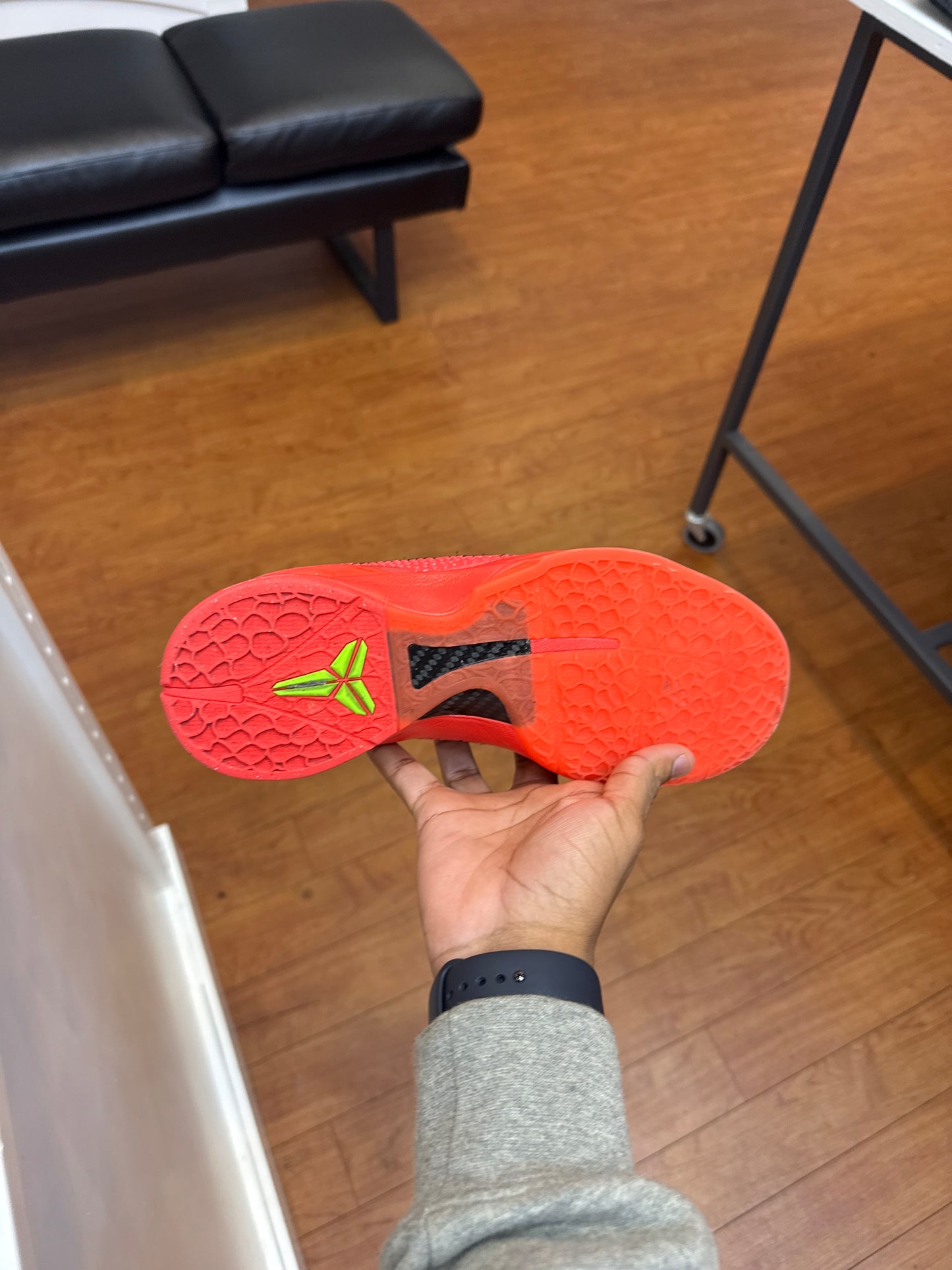 Kobe 6 Protro Reverse Grinch (Used)