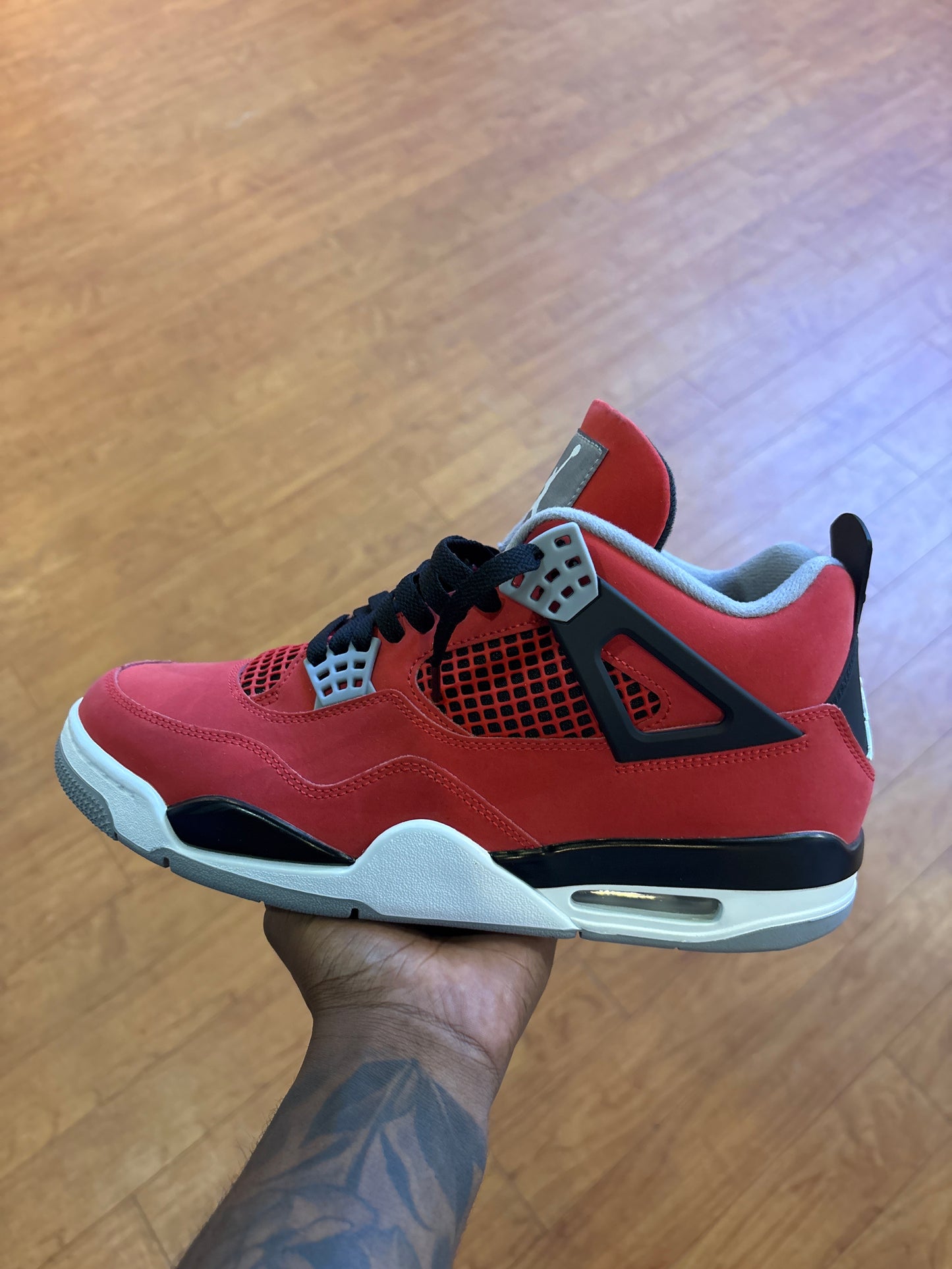 Jordan 4 Toro Bravo (Used)