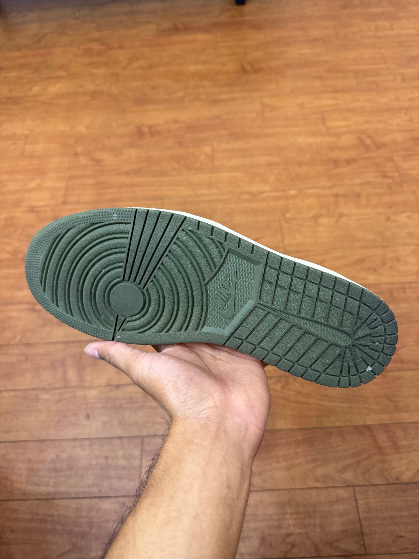 Jordan 1 Low Travis Scott Reverse Olive (Used)