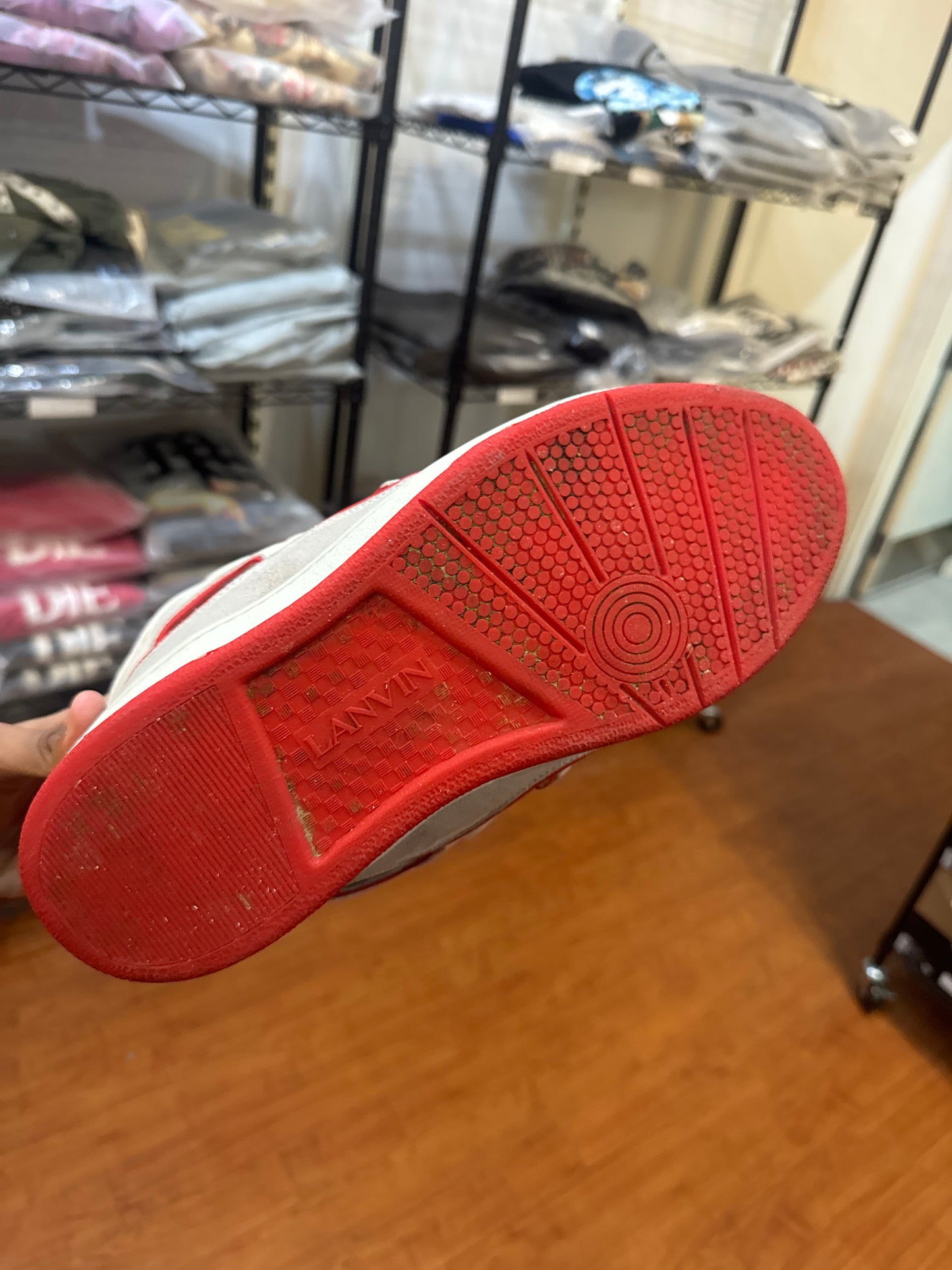 Lavin Curb White Red (Used)