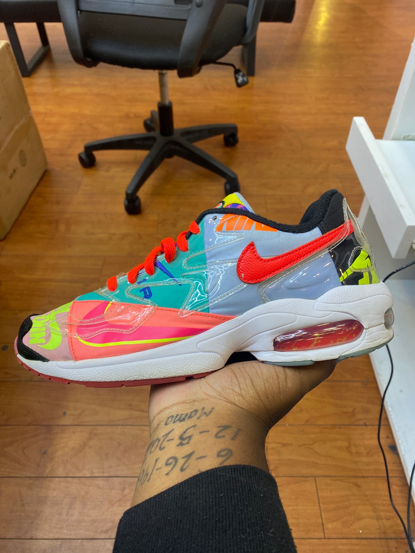Atmos X Air Max 2 Light QS Logos (Used)
