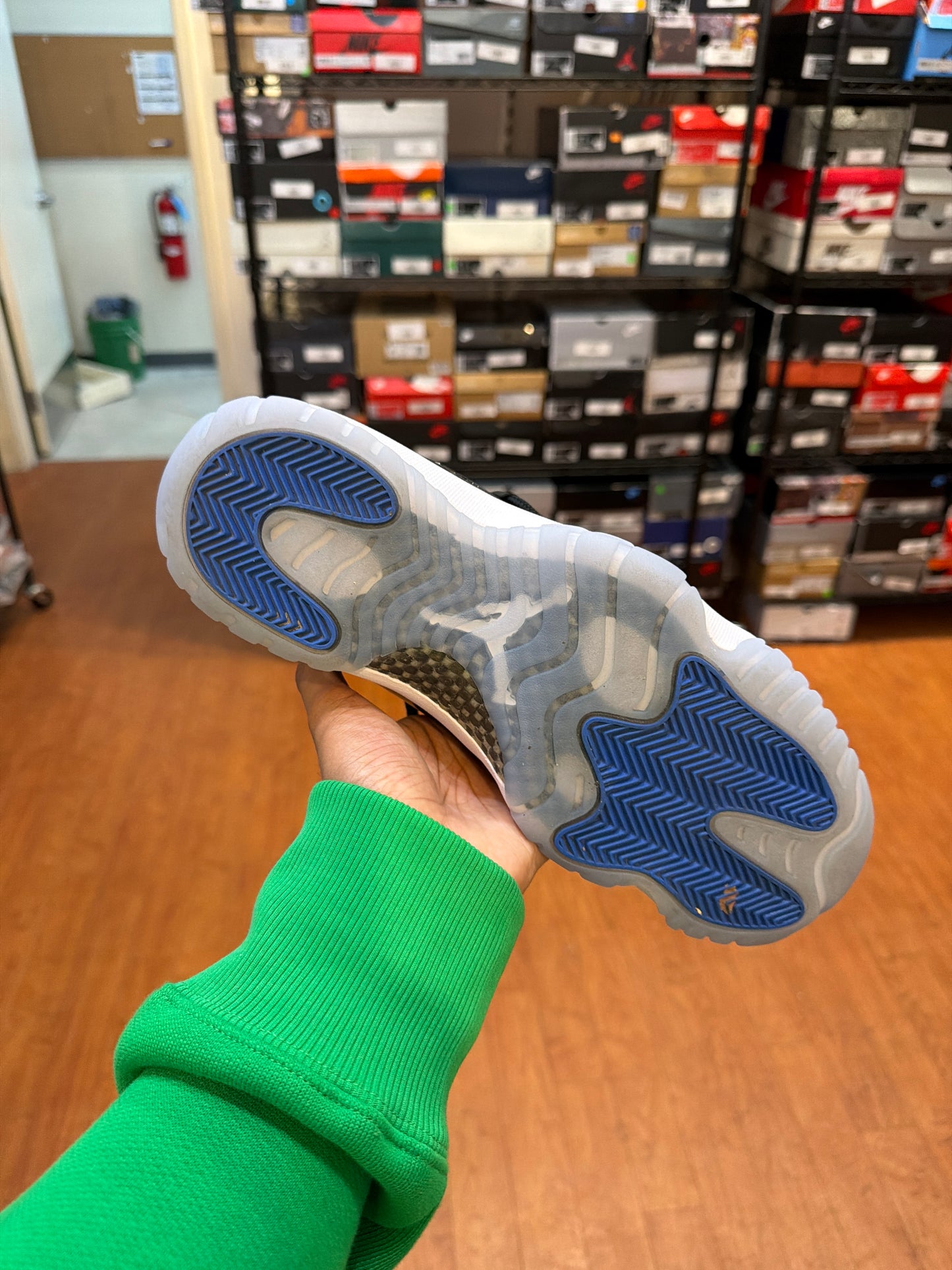 Jordan 11 Low Space Jam (Used)
