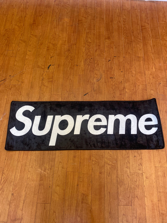 Supreme Rug